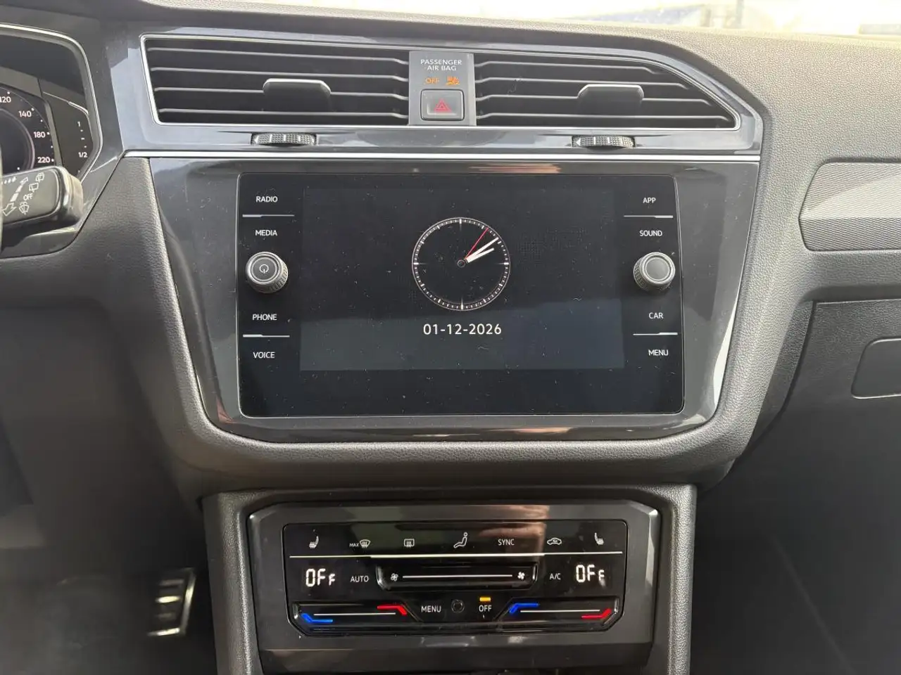 Volkswagen Tiguan снимка Volkswagen Tiguan