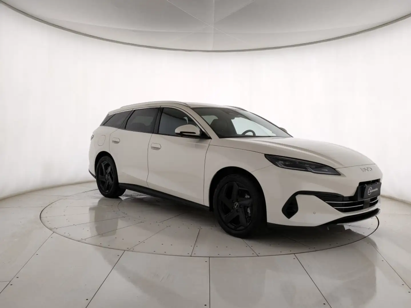 BYD Seal 6 Seal 6 DM-i Touring 1.5 phev Comfort Beige - 1