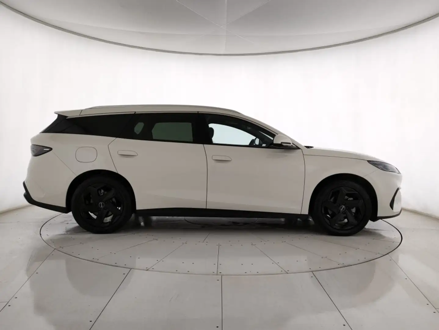 BYD Seal 6 Seal 6 DM-i Touring 1.5 phev Comfort Beige - 2