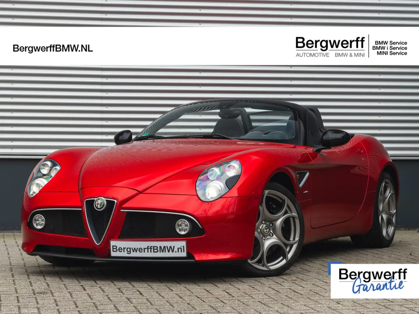 Alfa Romeo 8C Competizione Spider 4.7 V8 Червоний - 1