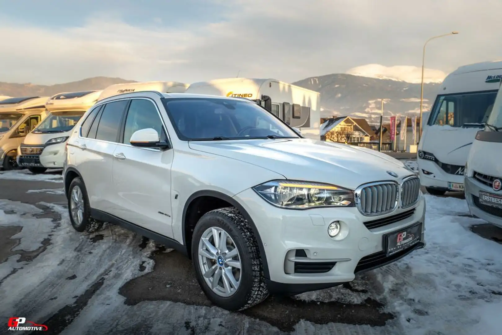 BMW X5 xDrive40e Weiß - 2