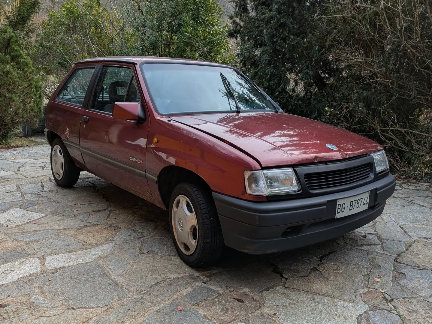Opel Corsa Corsa 3p 1.2 Swing cat. crvena - 1