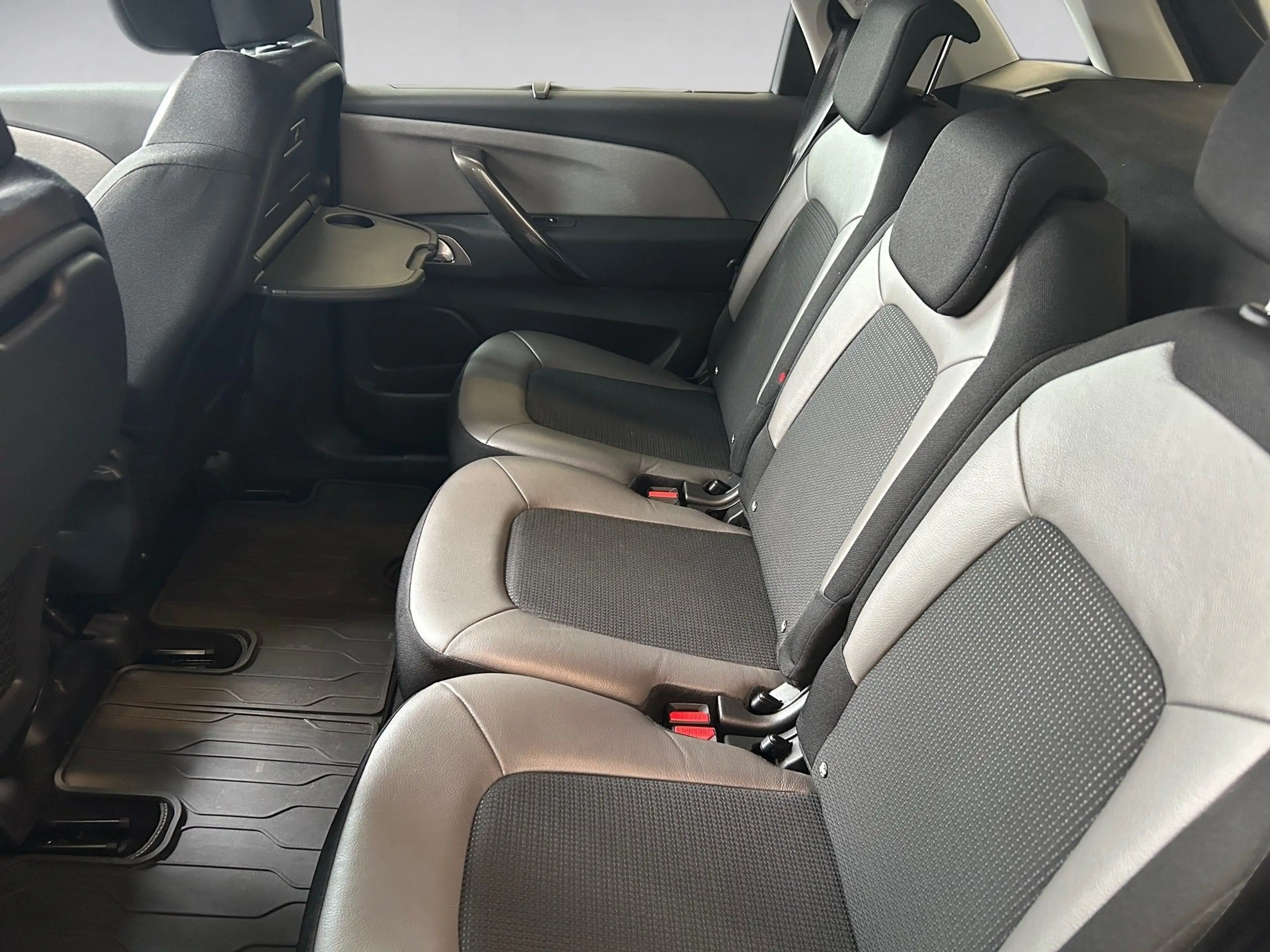 Citroen C4 SpaceTourer Automatik "Shine" — photo 14