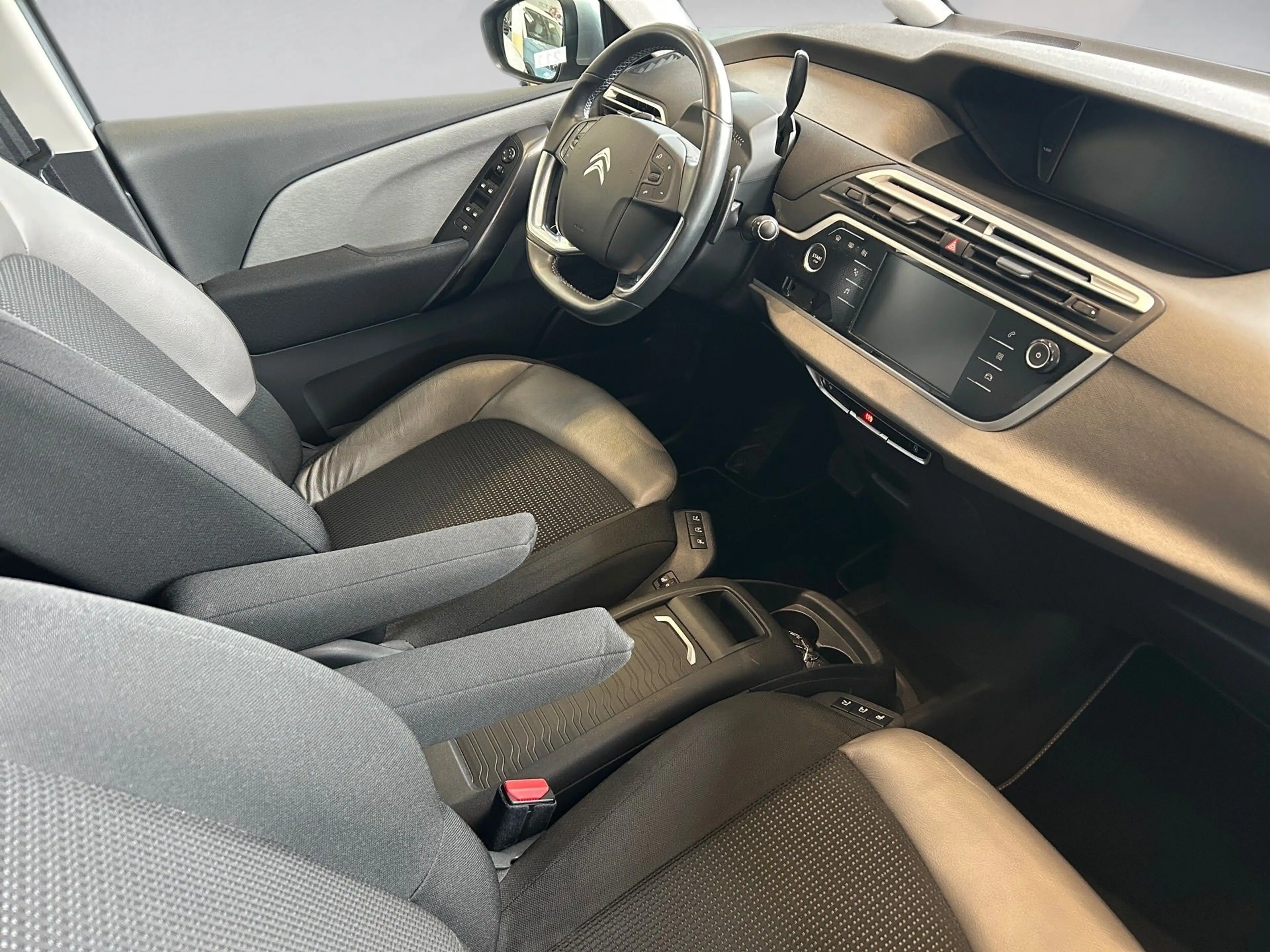 Citroen C4 SpaceTourer Automatik "Shine" — photo 13