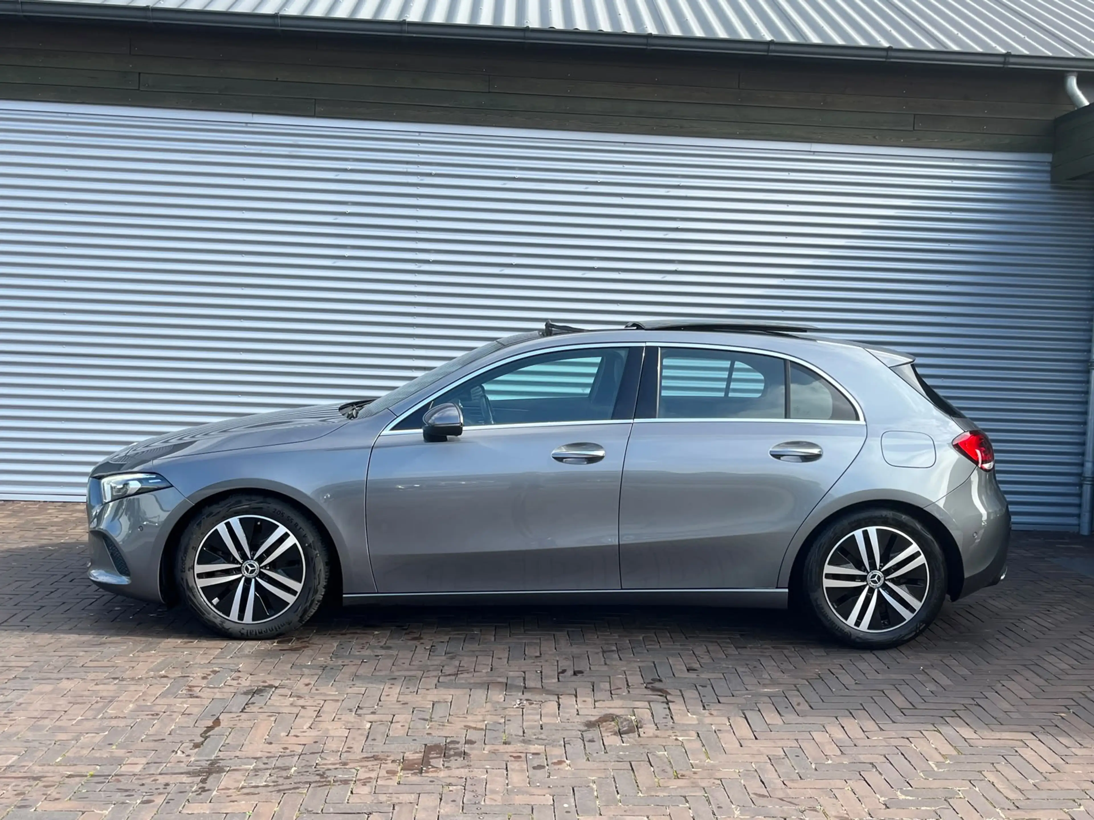 Mercedes-Benz A 180 Business Solution Luxury panoramadak — photo 3
