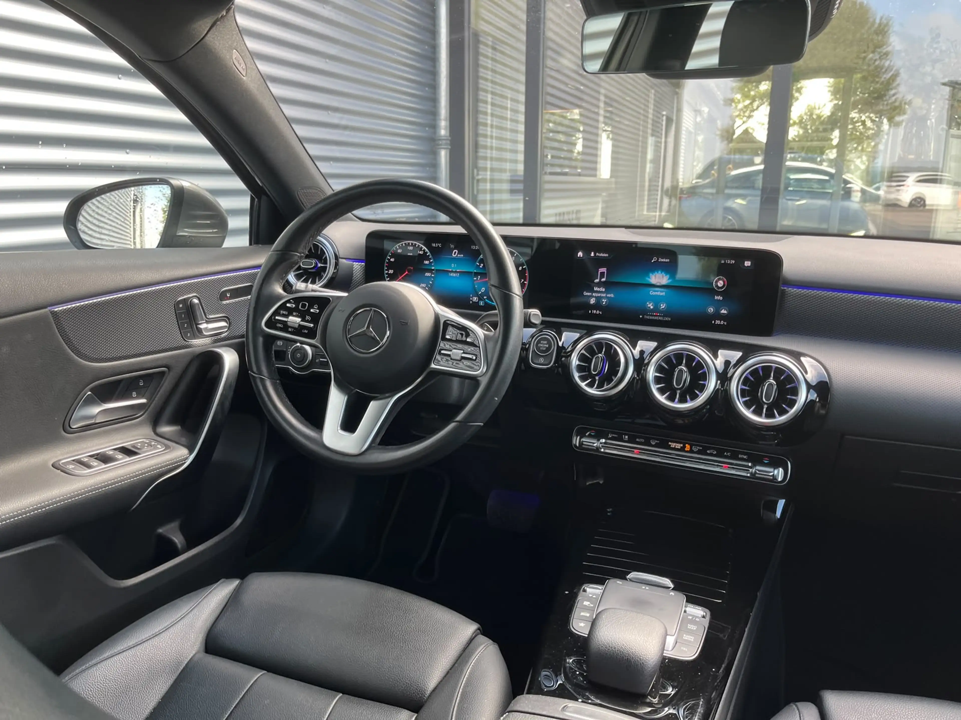 Mercedes-Benz A 180 Business Solution Luxury panoramadak — photo 8
