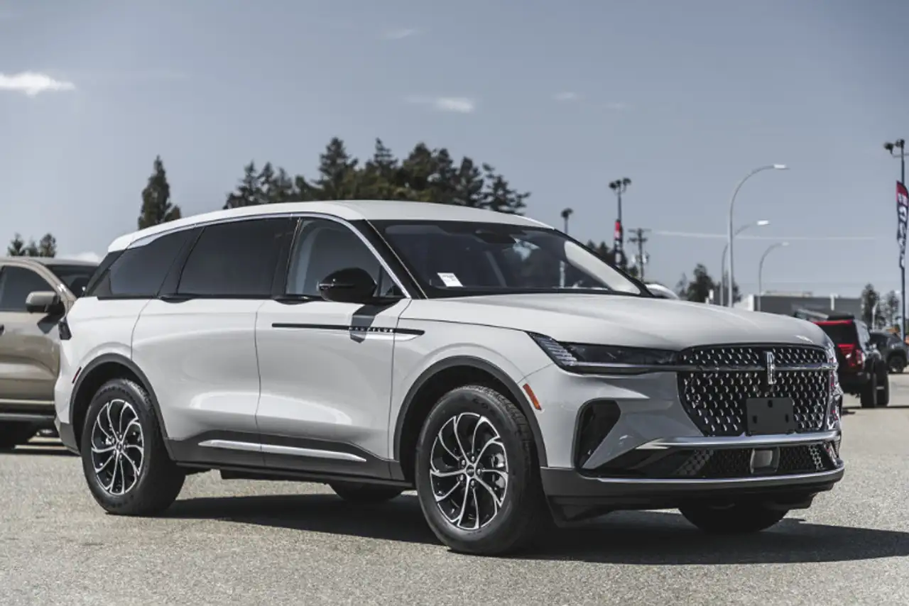 2026 Lincoln Nautilus