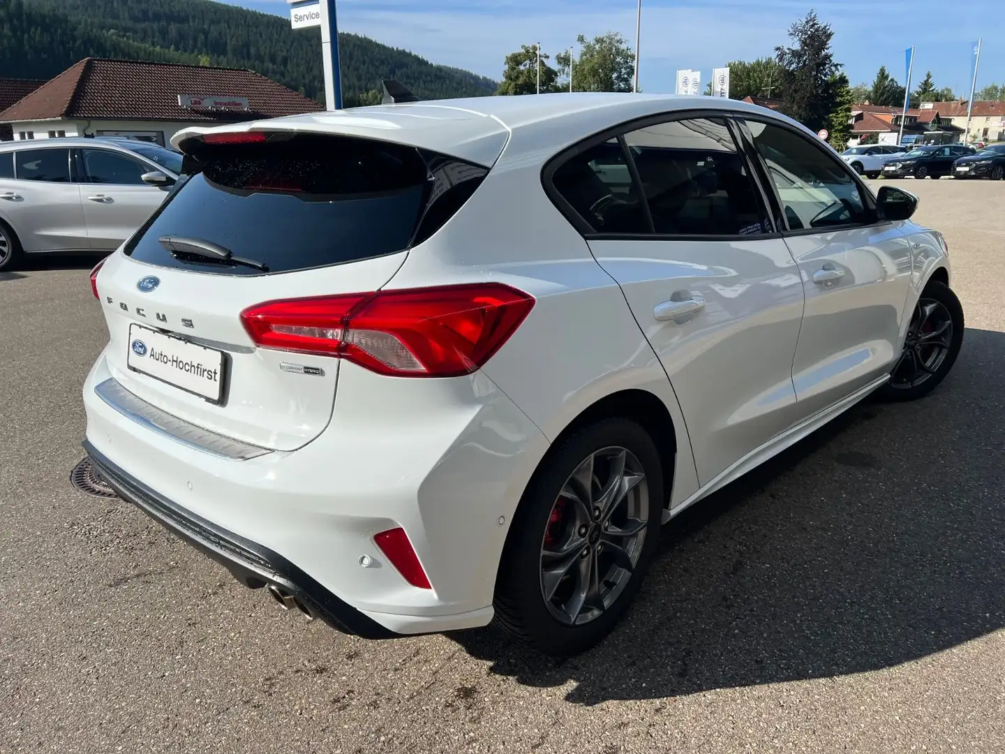 Ford Focus Lim. ST-Line X 125 Navi SHZ RFK BLIS Weiß - 2