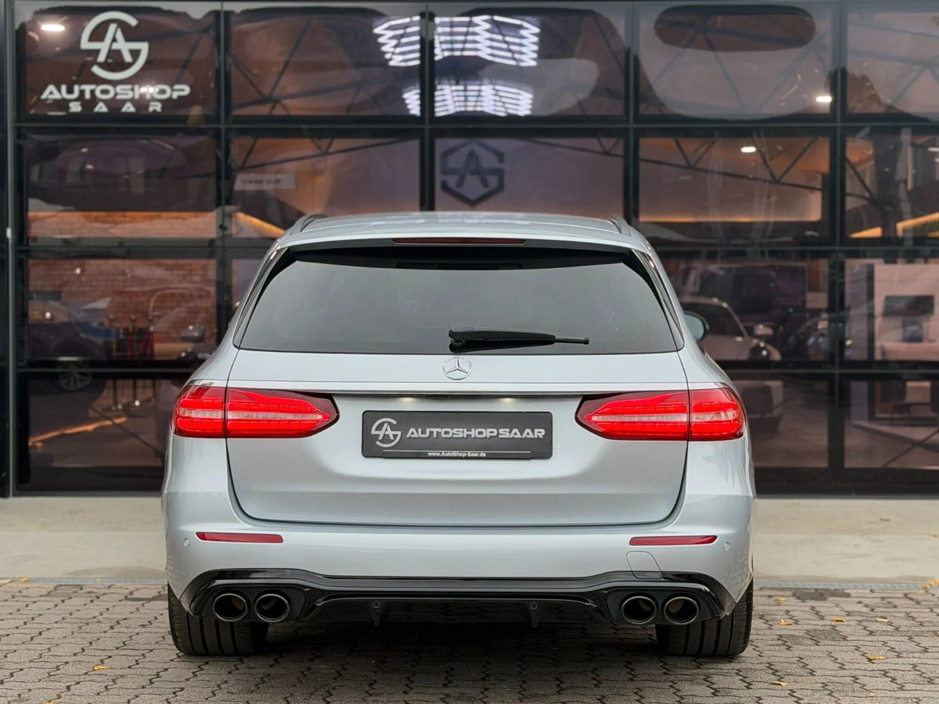 Mercedes-Benz E 53 AMG E T-Modell 4Matic+ — photo 12