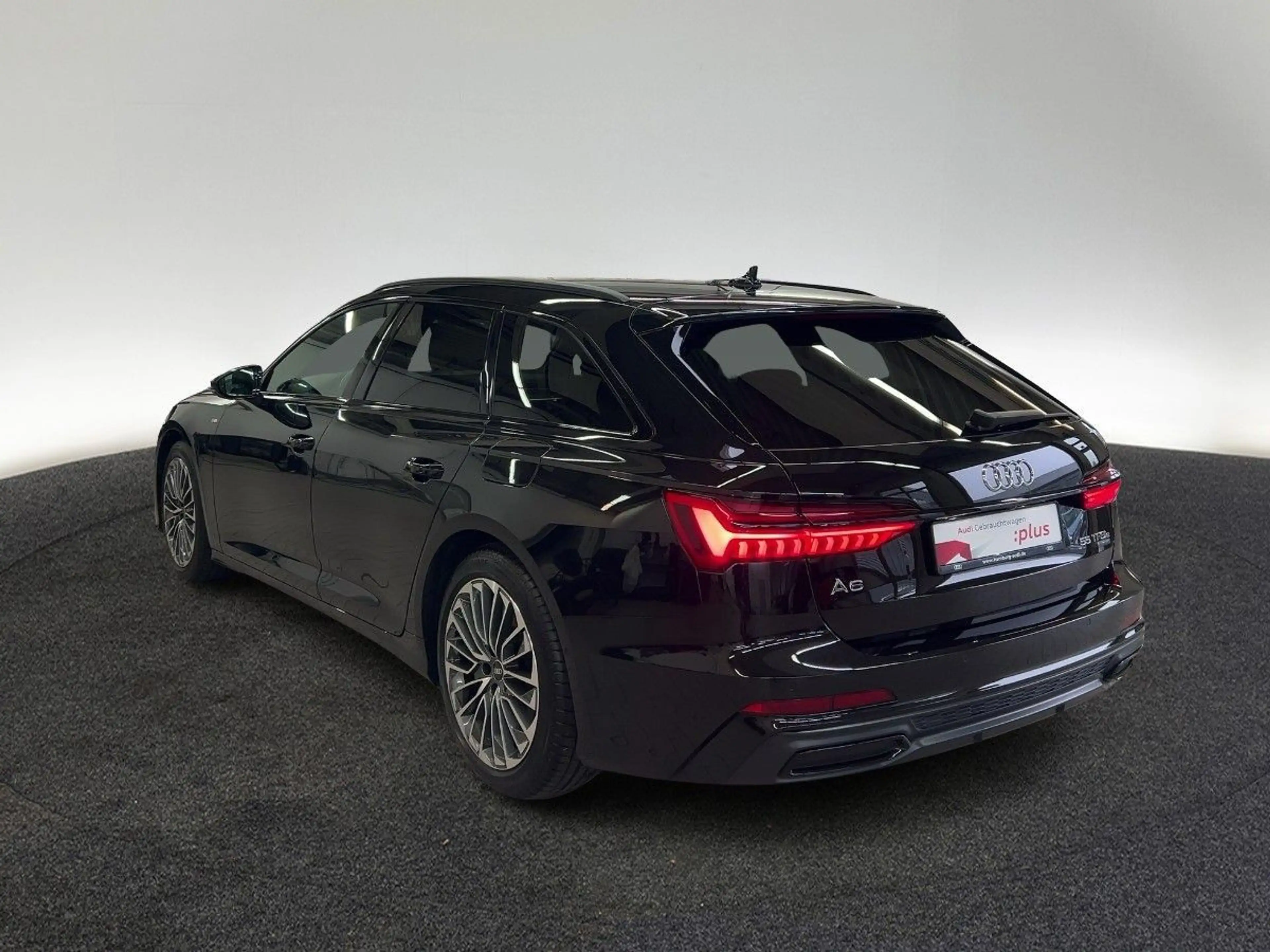 Audi A6 55 TFSI e quattro S tronic S line AHK — photo 3