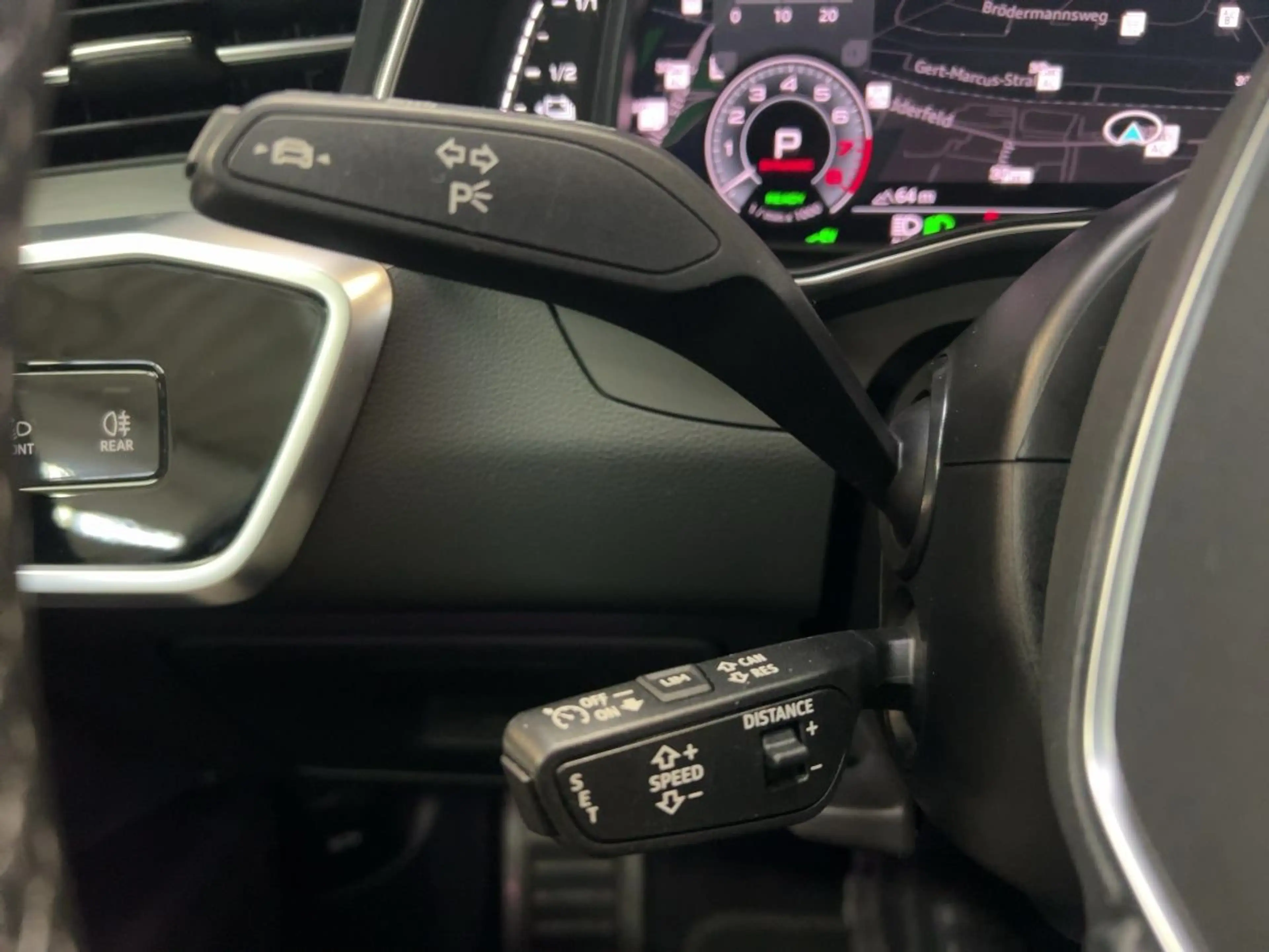 Audi A6 55 TFSI e quattro S tronic S line AHK — photo 15