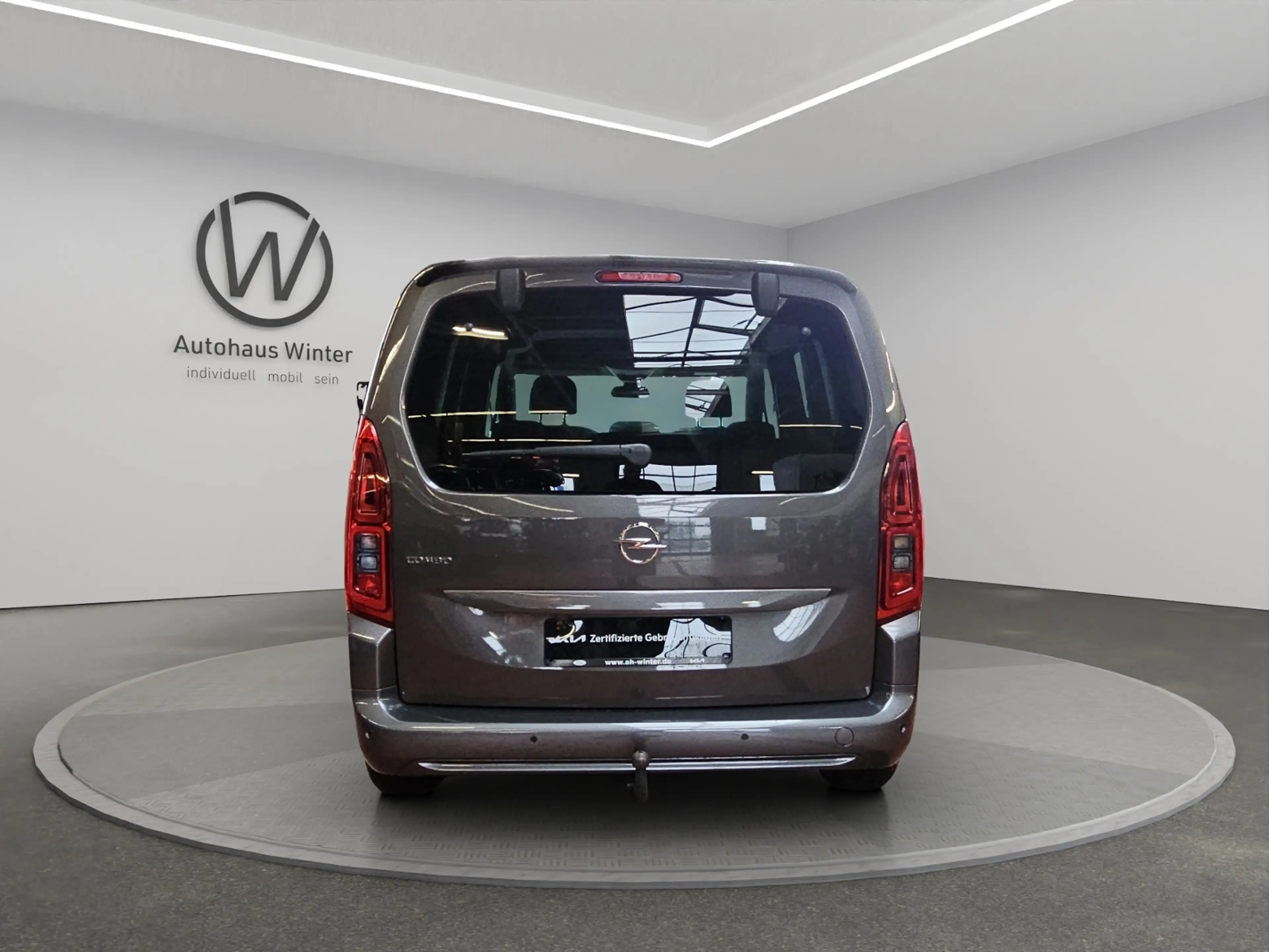 Opel Combo Life E 1,5D Elegance AHK SHZ Kamera GripControl — photo 5