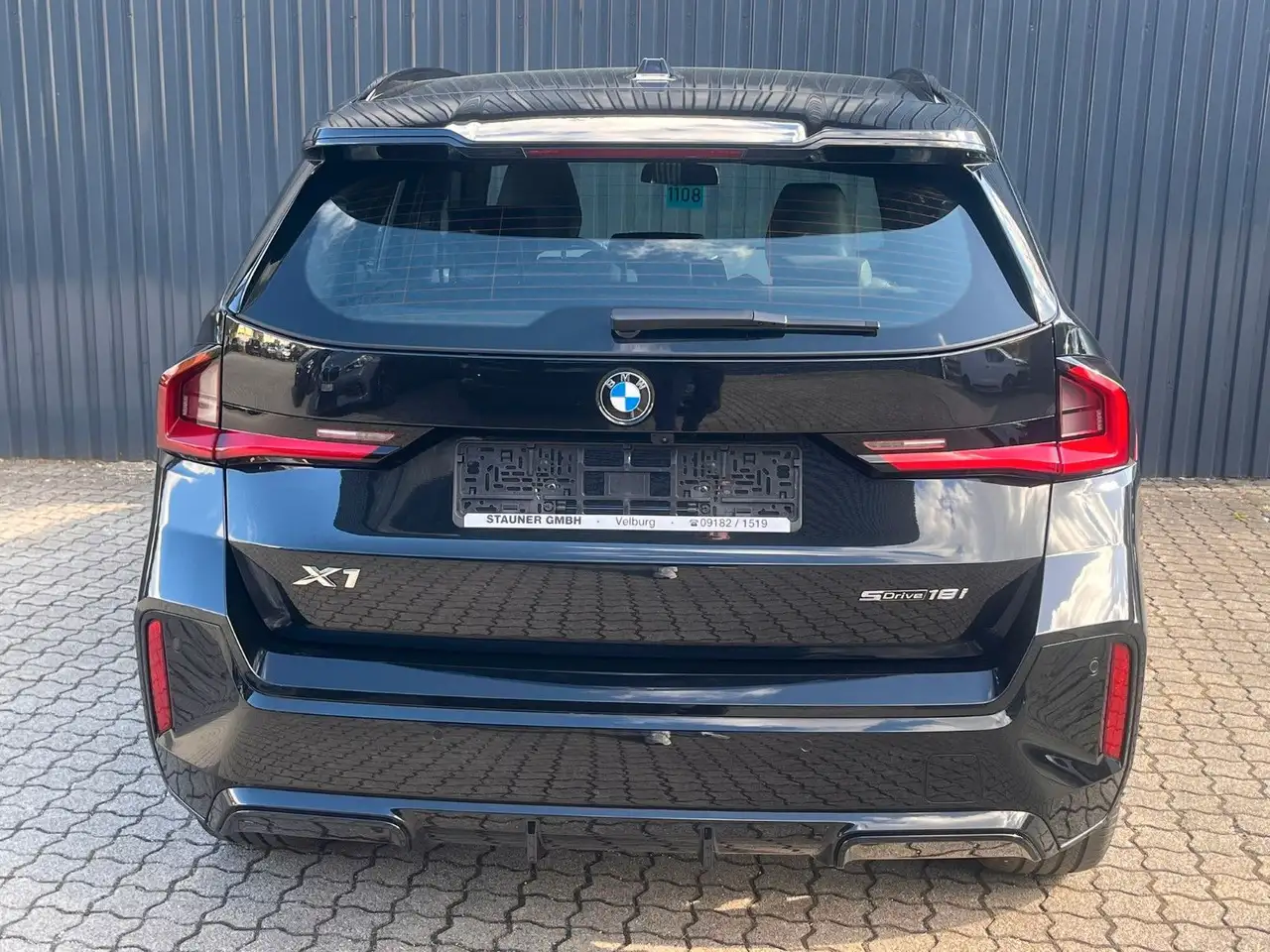 BMW X1 18i sDrive M SPORT / Kamera/adapLED/Komfortzu 7