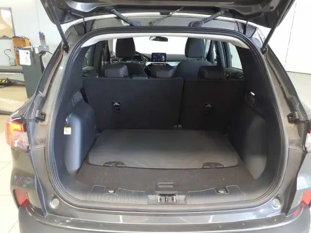 Ford Kuga view 8