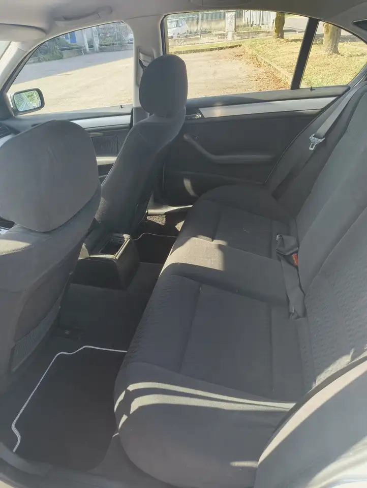 BMW 330d, foto 5