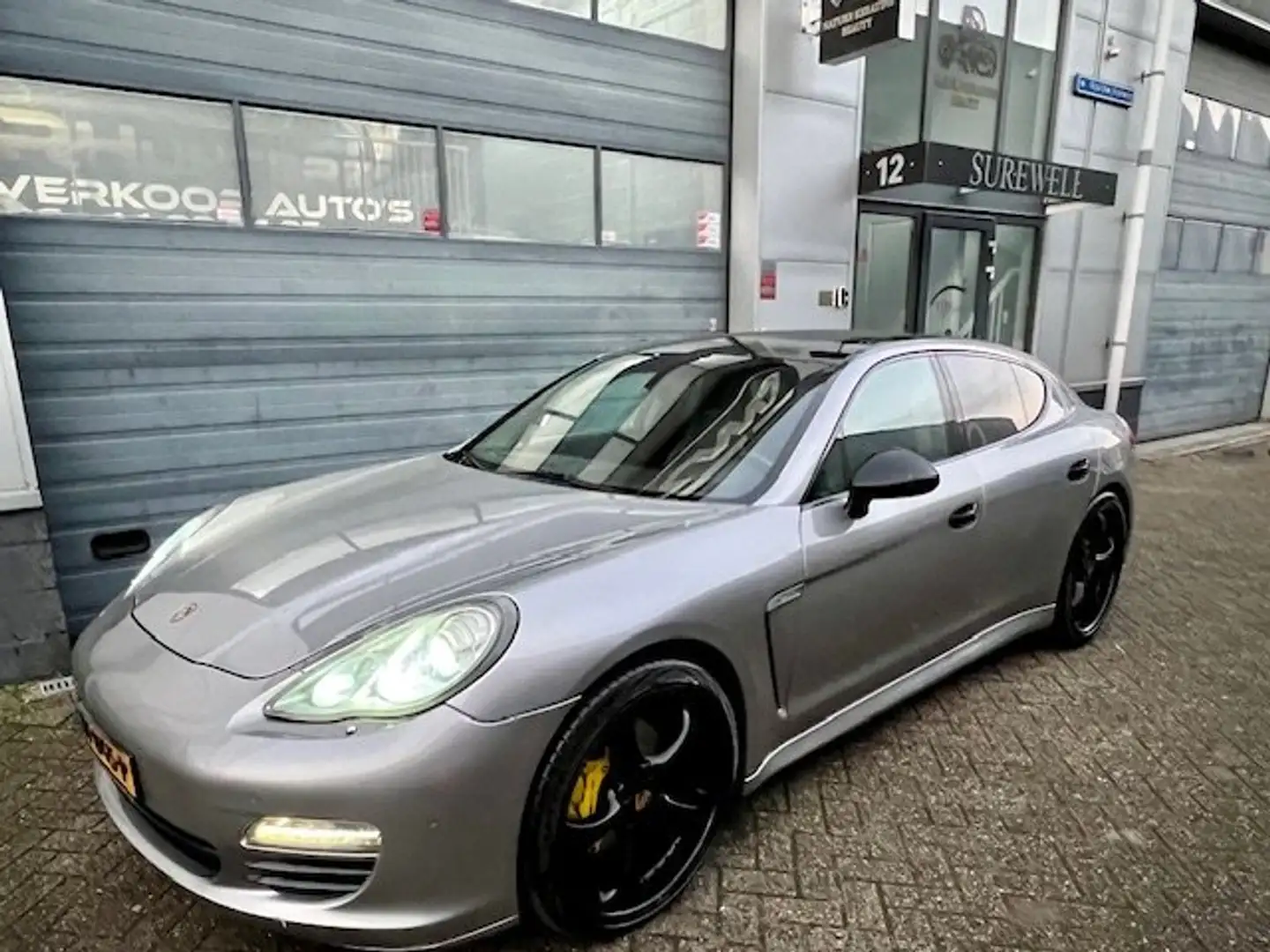 Porsche Panamera 4.8/AUT/LEDER/NAVI/XENON/22 INCH TECHART - 1