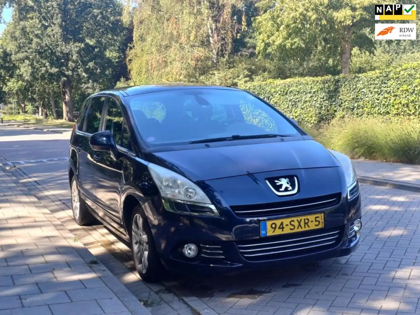 Peugeot 5008 1.6 THP ST 7p. Blauw - 1