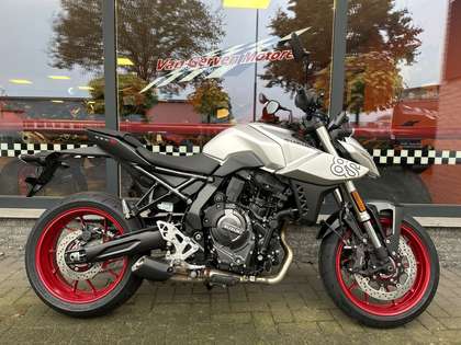 Suzuki GSX 8S