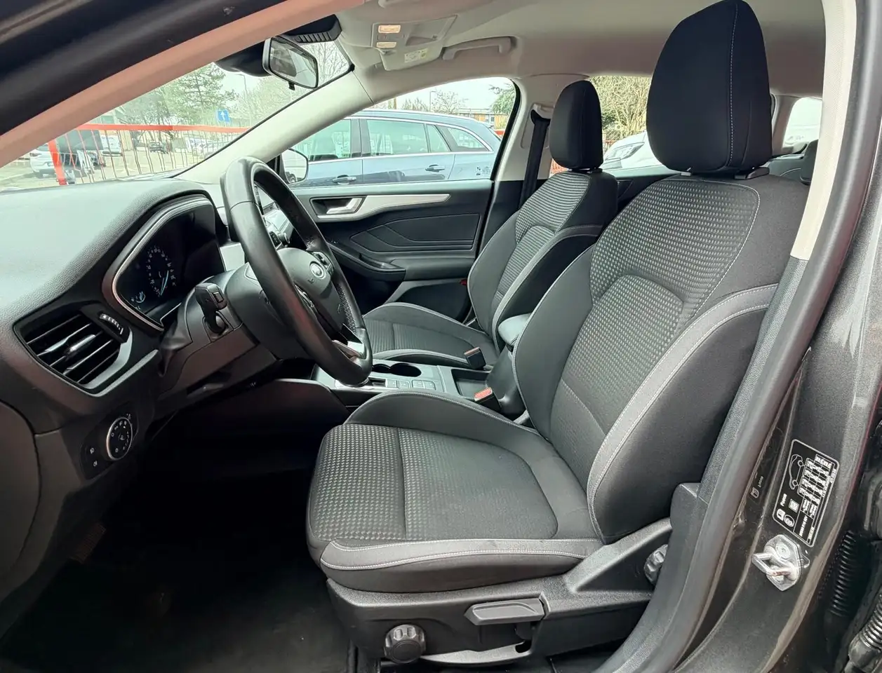 Ford Focus 1.5 EcoBlue 120 CV automatico SW Business, миниатюра 9