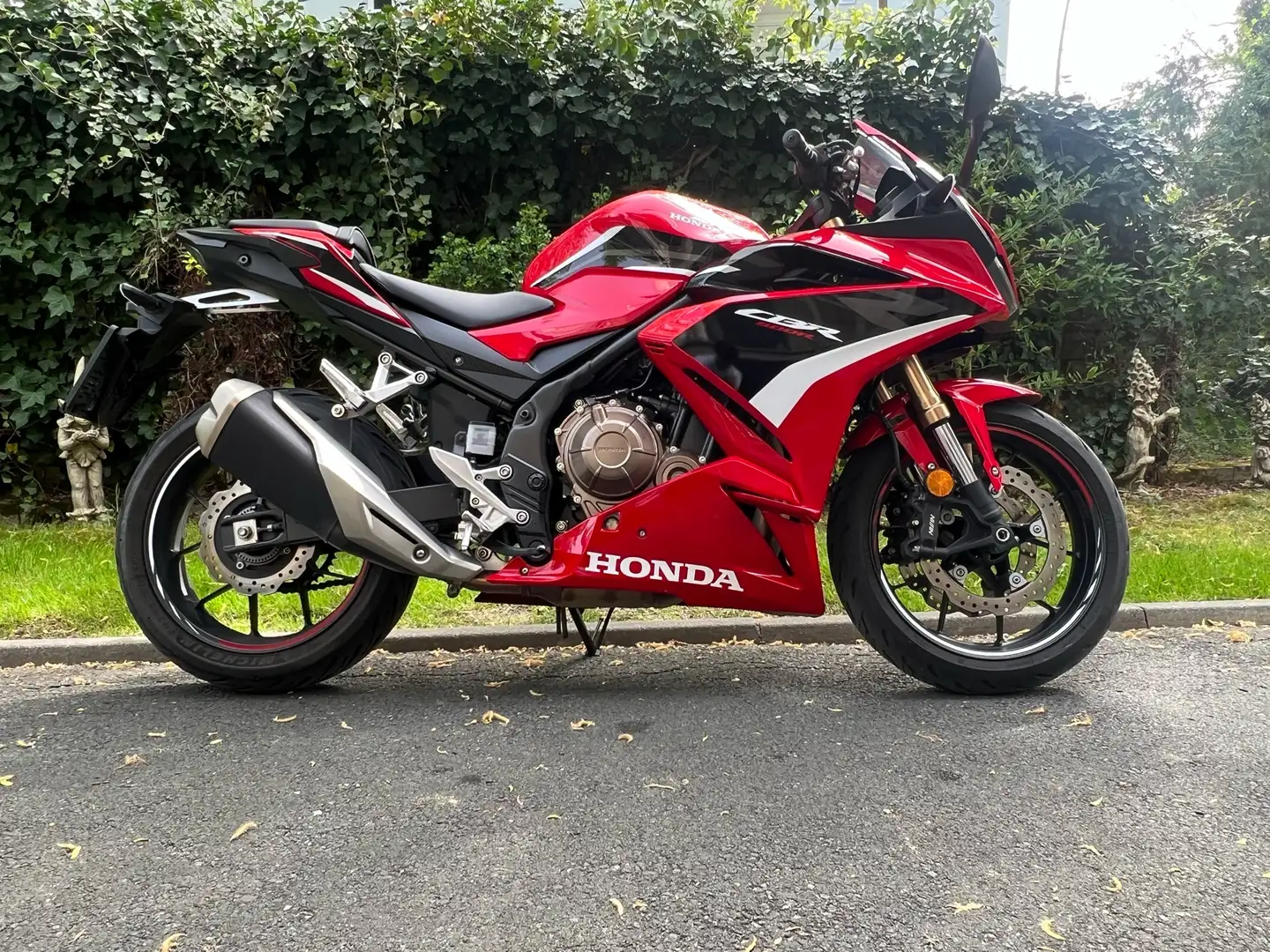 Honda CBR 500 R crvena - 1
