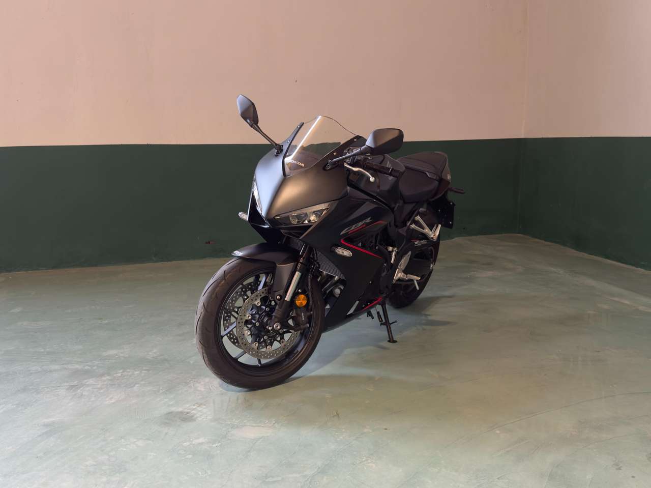 Honda CBR 650 E-Clutch