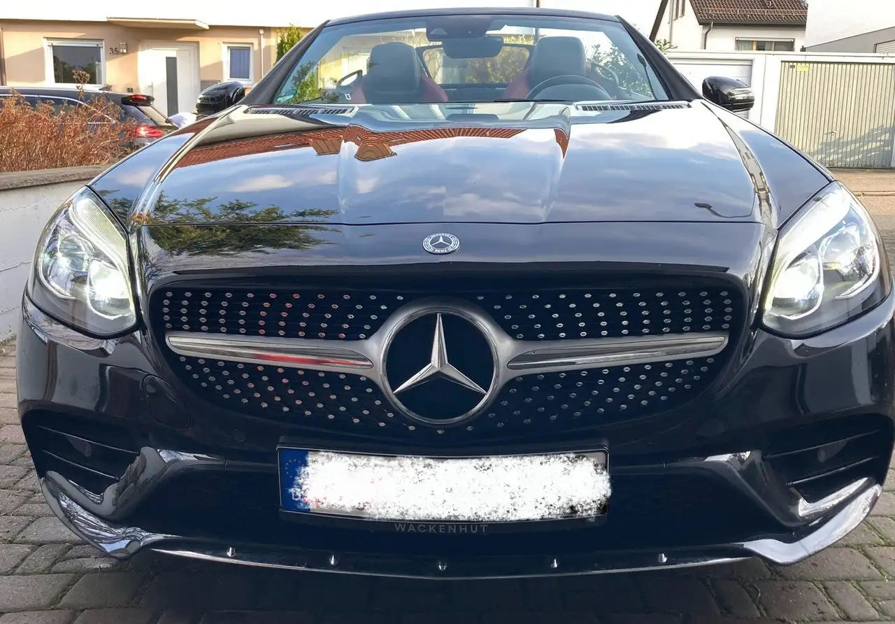 Mercedes-Benz SLC 200