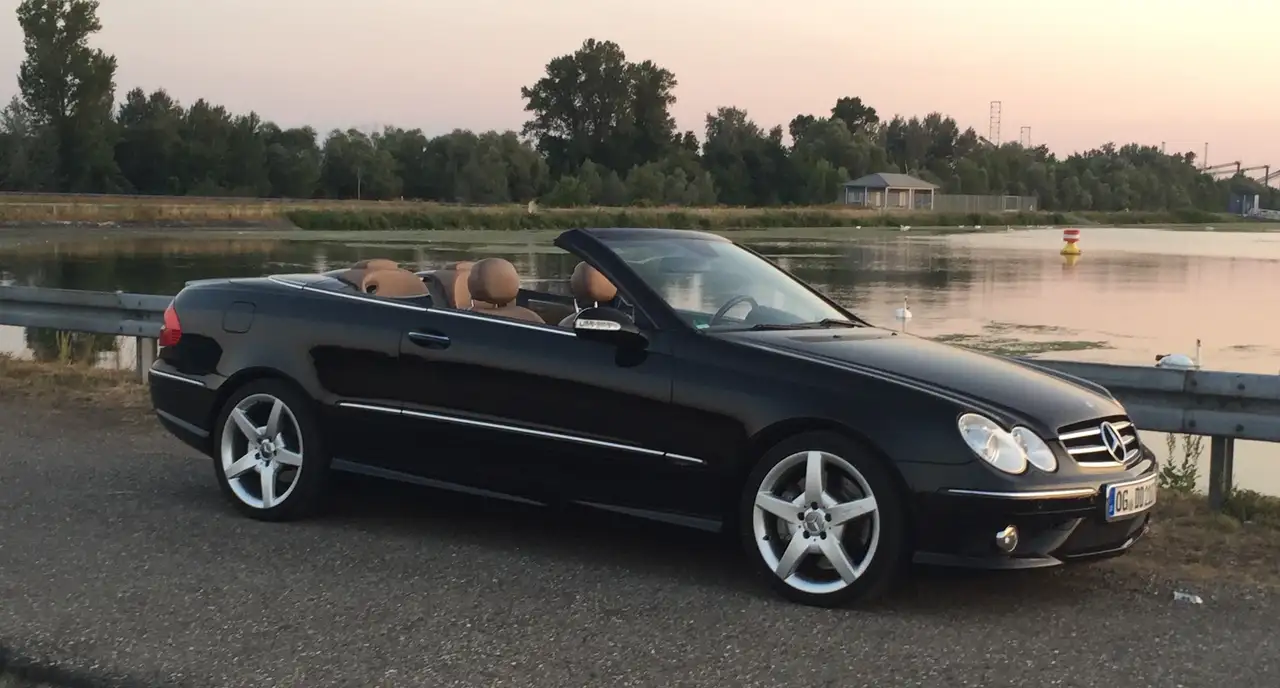 Mercedes-Benz CLK 320