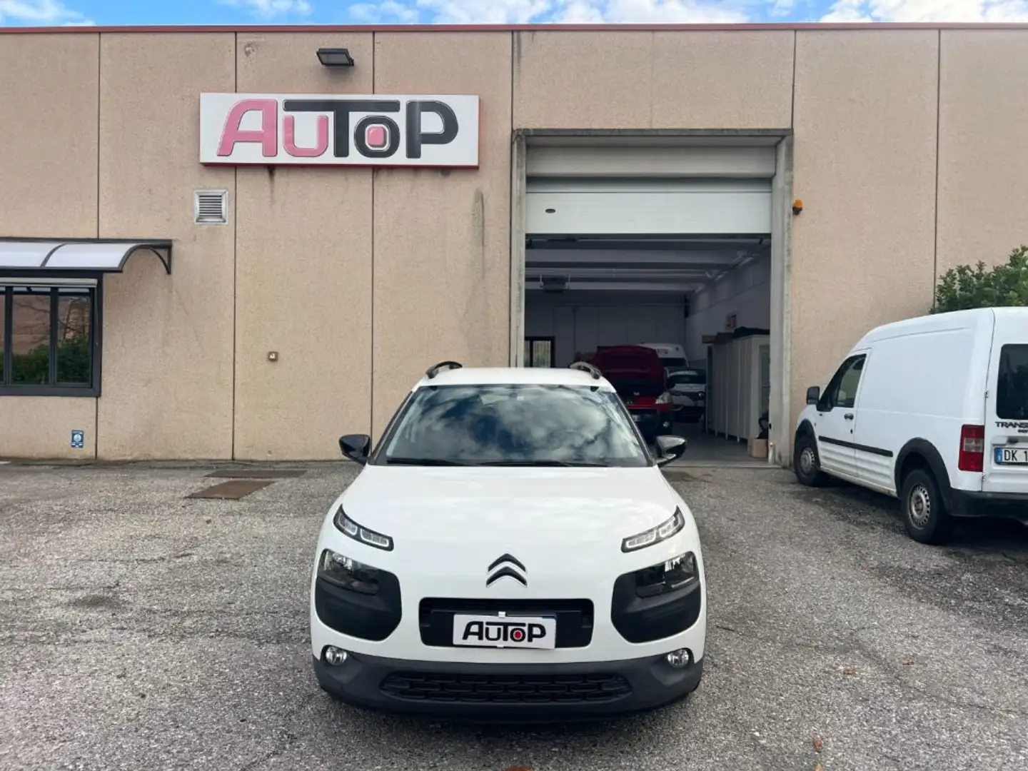 Citroen C4 Cactus PureTech 82 Shine Bianco - 2