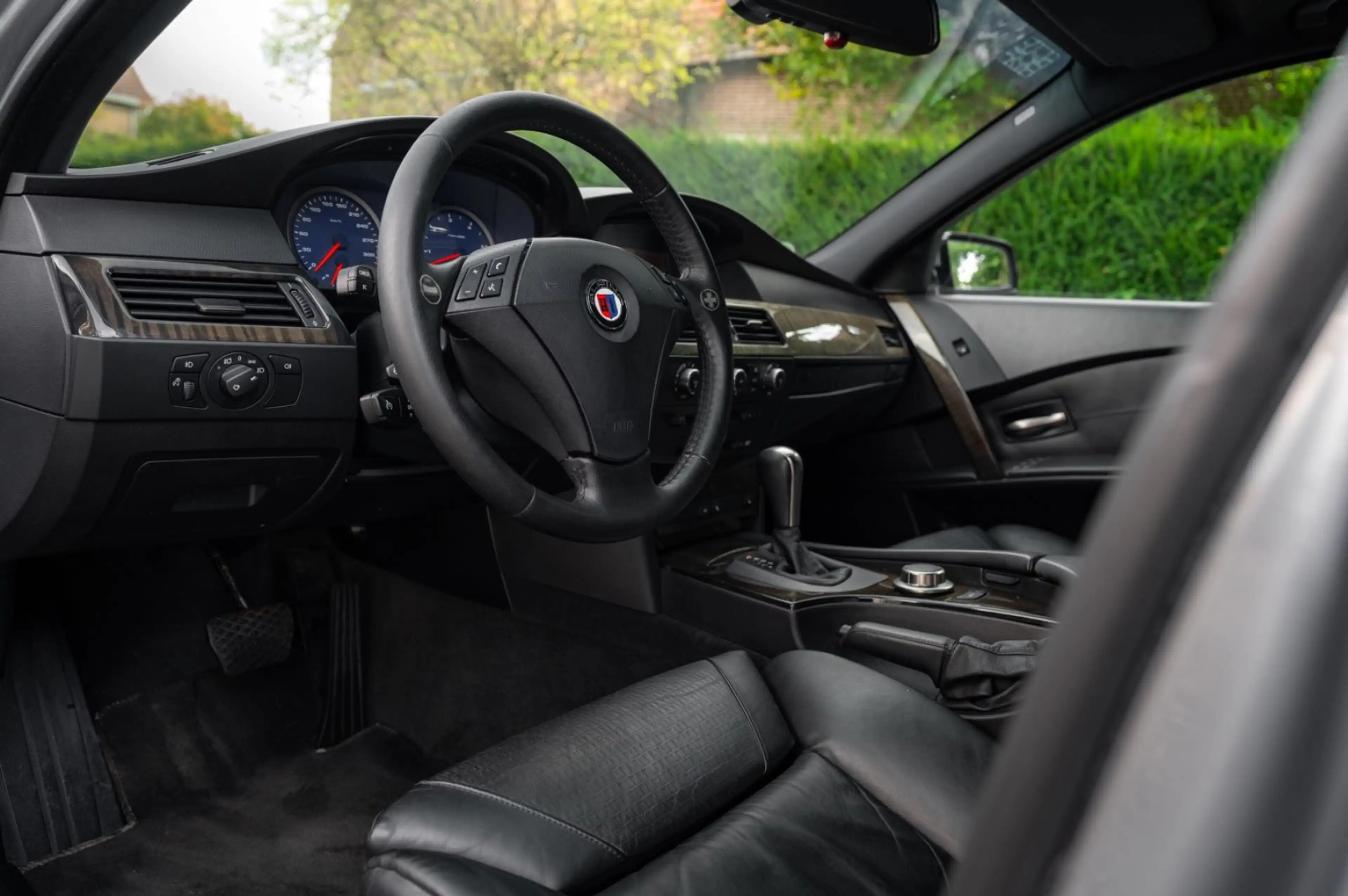 Alpina B5 4.4 V8 Touring 500PS | AHK | S/H-Dach | — photo 4