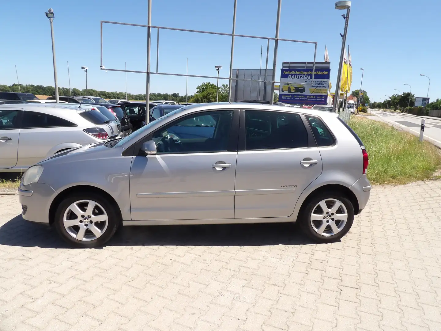 Volkswagen Polo United Klima Sitzh. PDC Alu. Radio HU AU Neu Grijs - 2