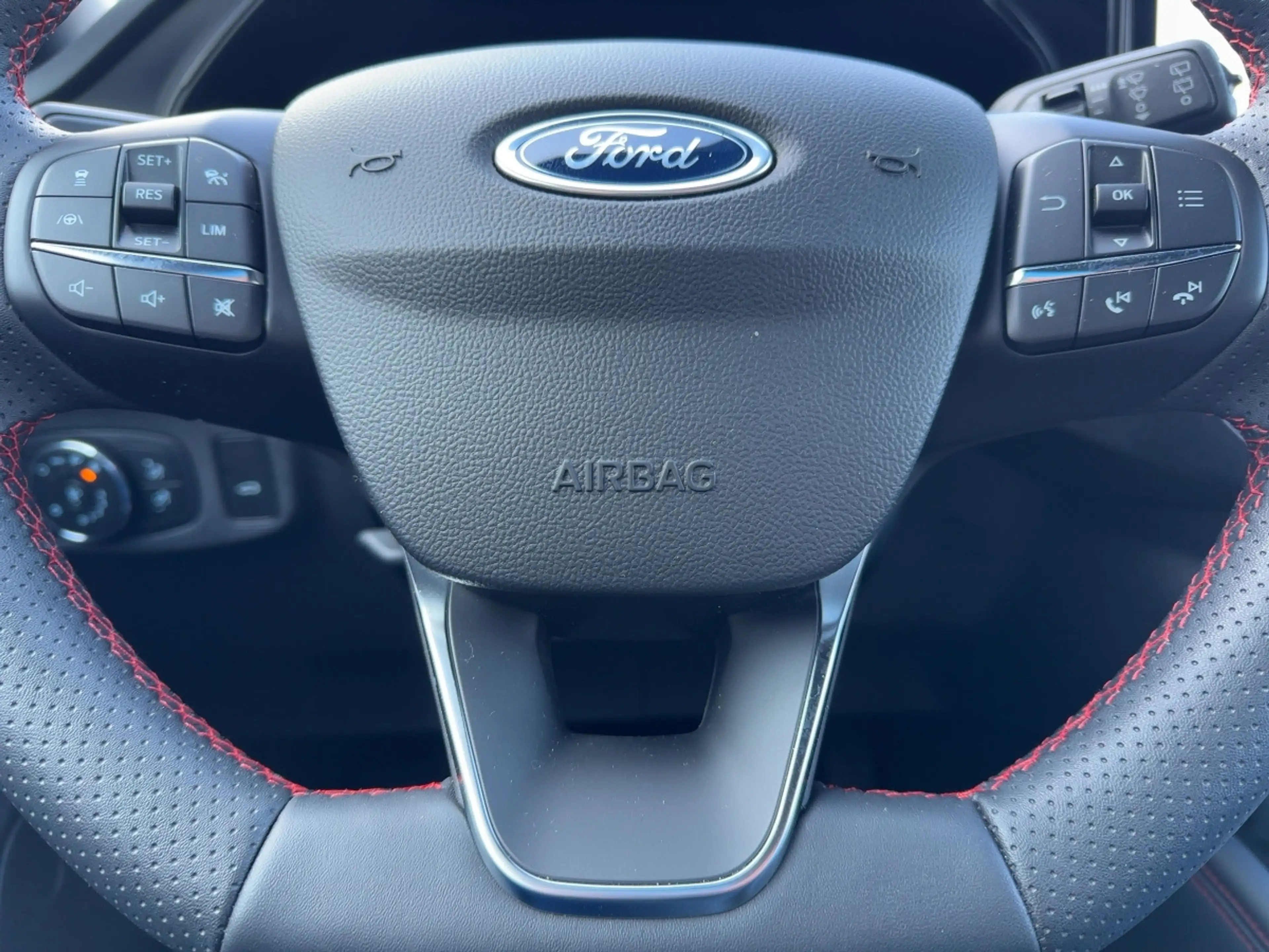 Ford Focus ST-Line X LED+AHK+Kamera+Winterpaket — photo 9