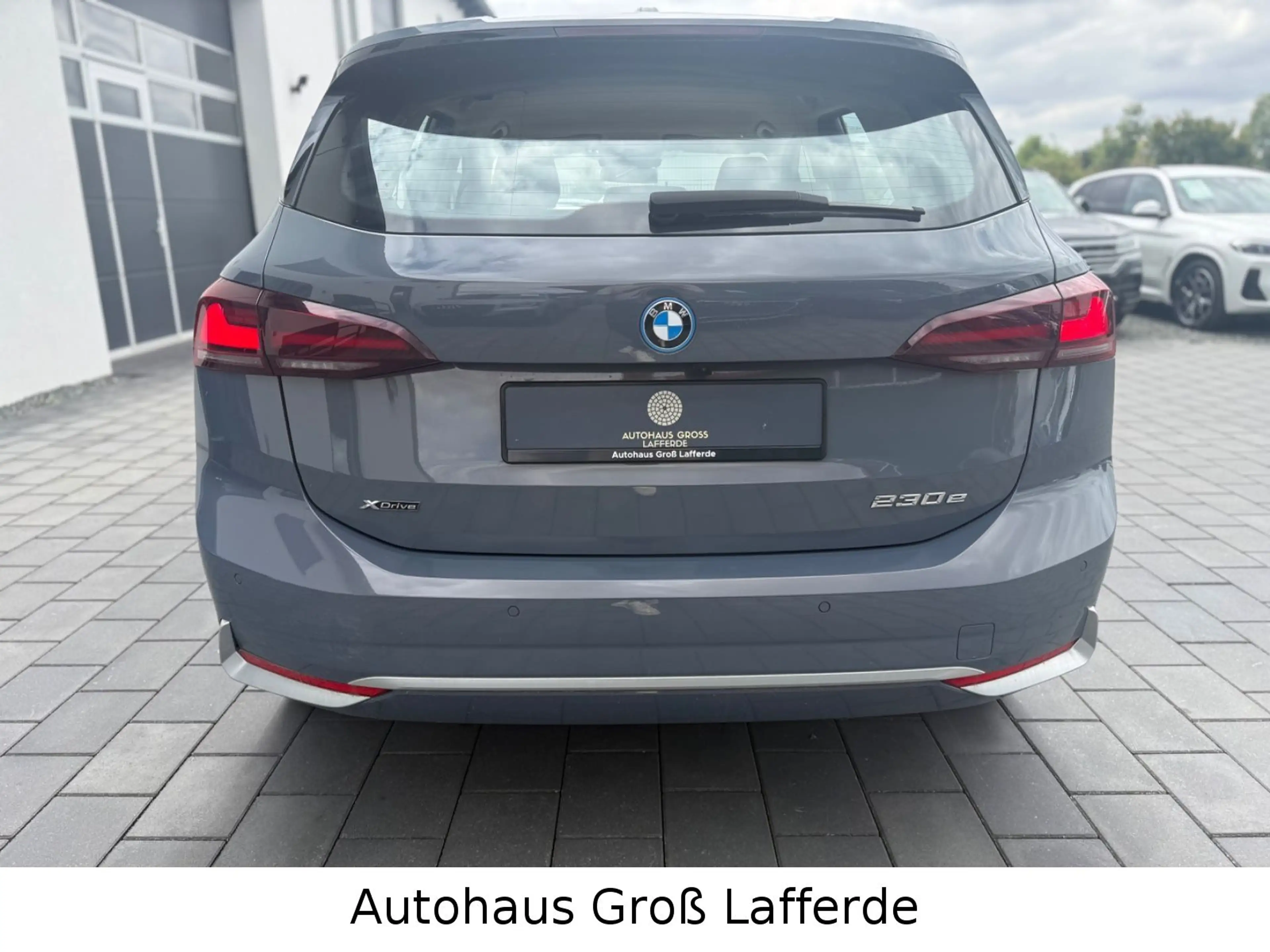 BMW 230 2 Active Tourer 230 e xDrive Luxury Line — photo 7