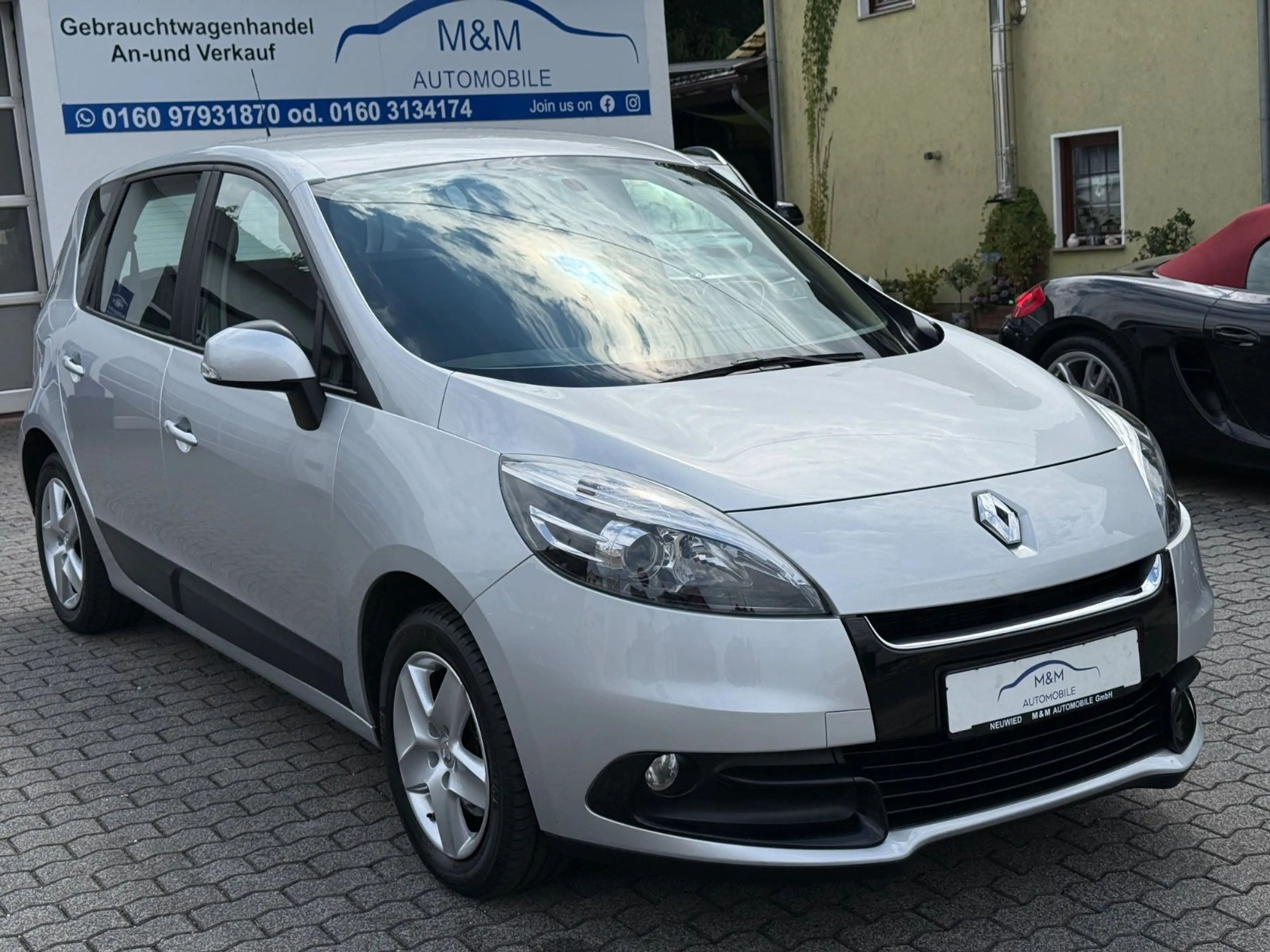 Renault Scenic III TomTom Edition 1.6 Klima SHZ Navi 19% — photo 14