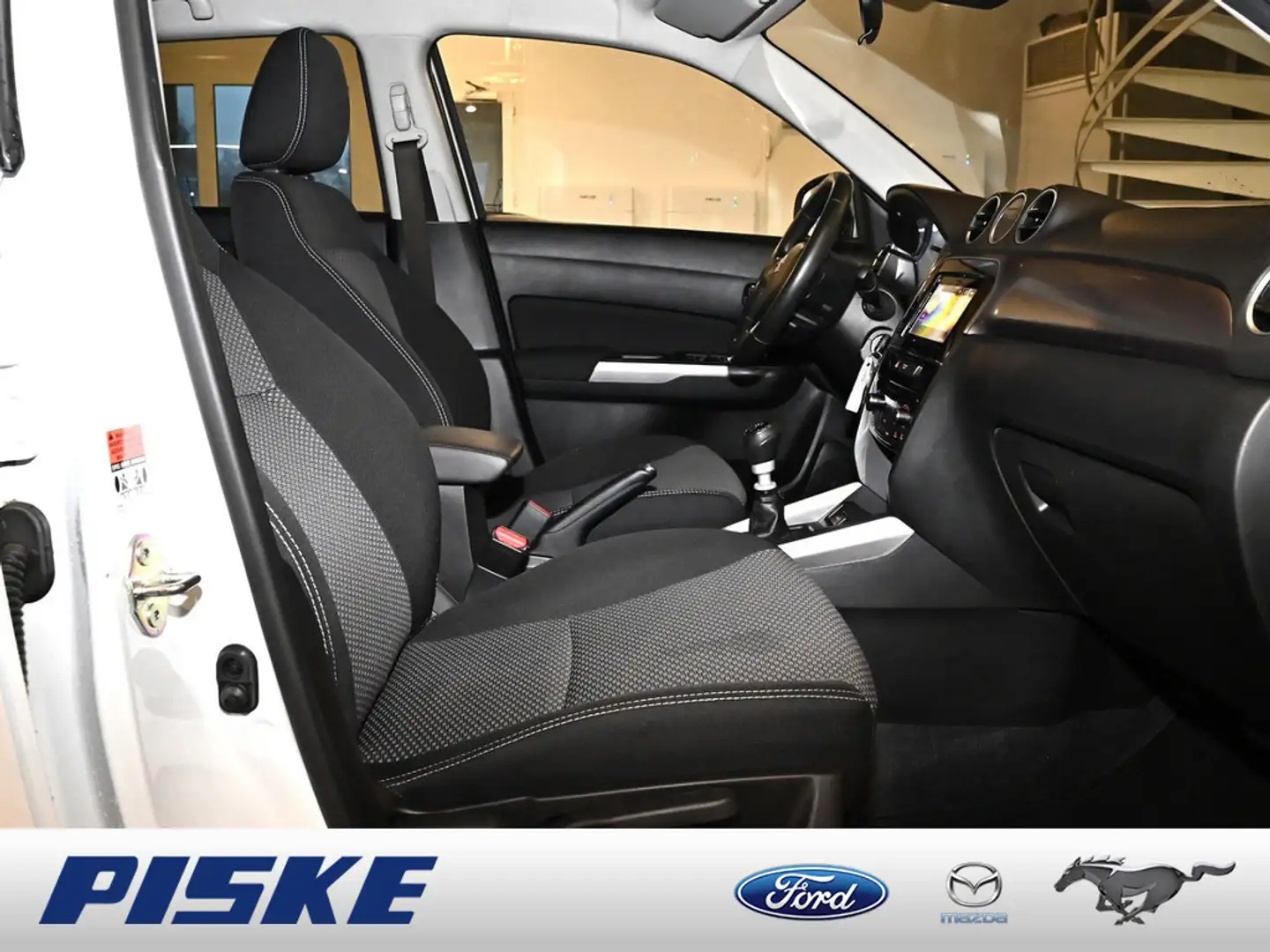 Suzuki Vitara 1.4 Comfort KLIMA SHZ RÜCKFAHRKAMERA Weiß - 2