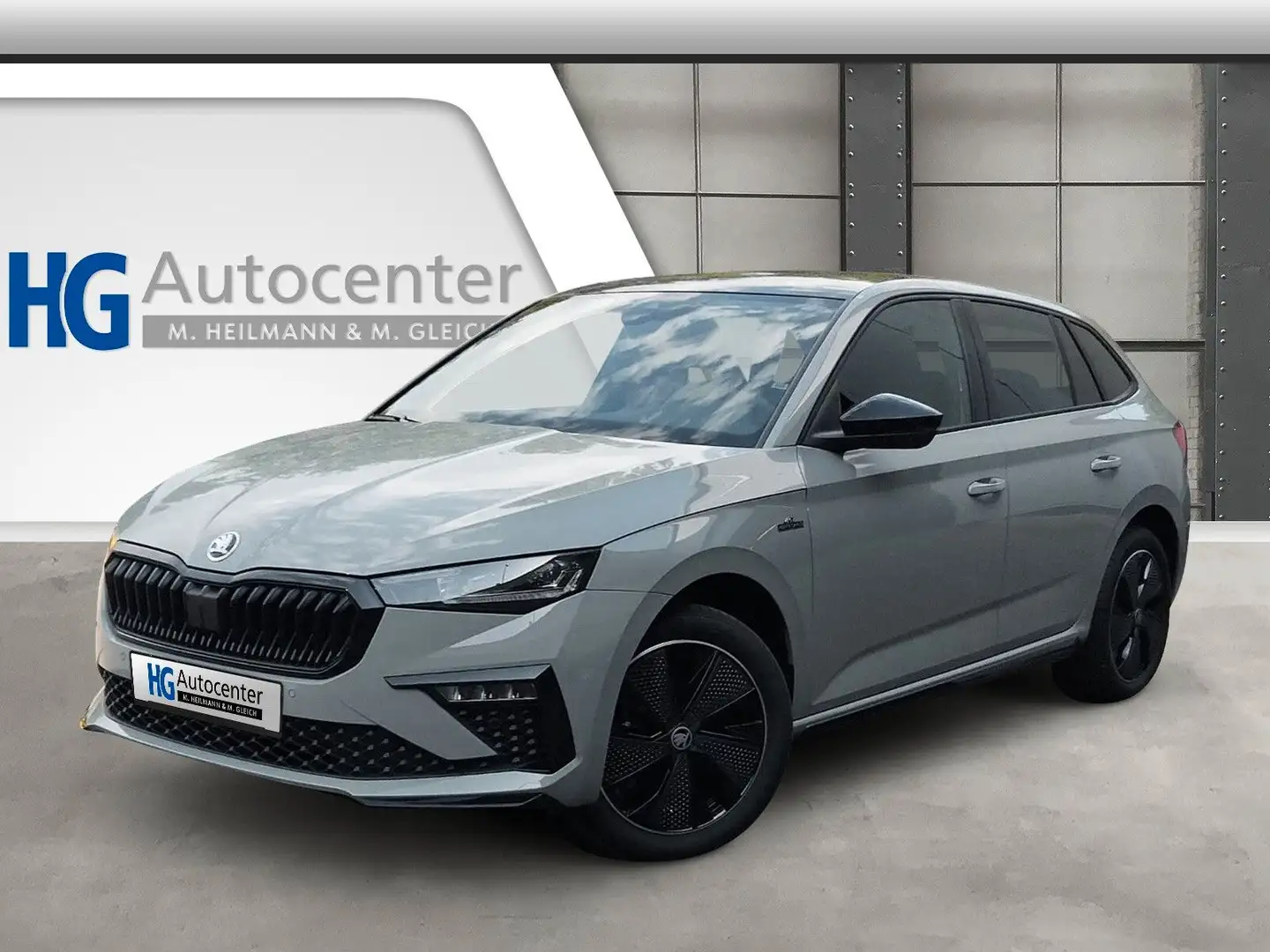 Skoda Scala 1. 5 TSI DSG Monte Carlo Matrix Pano Grijs - 1
