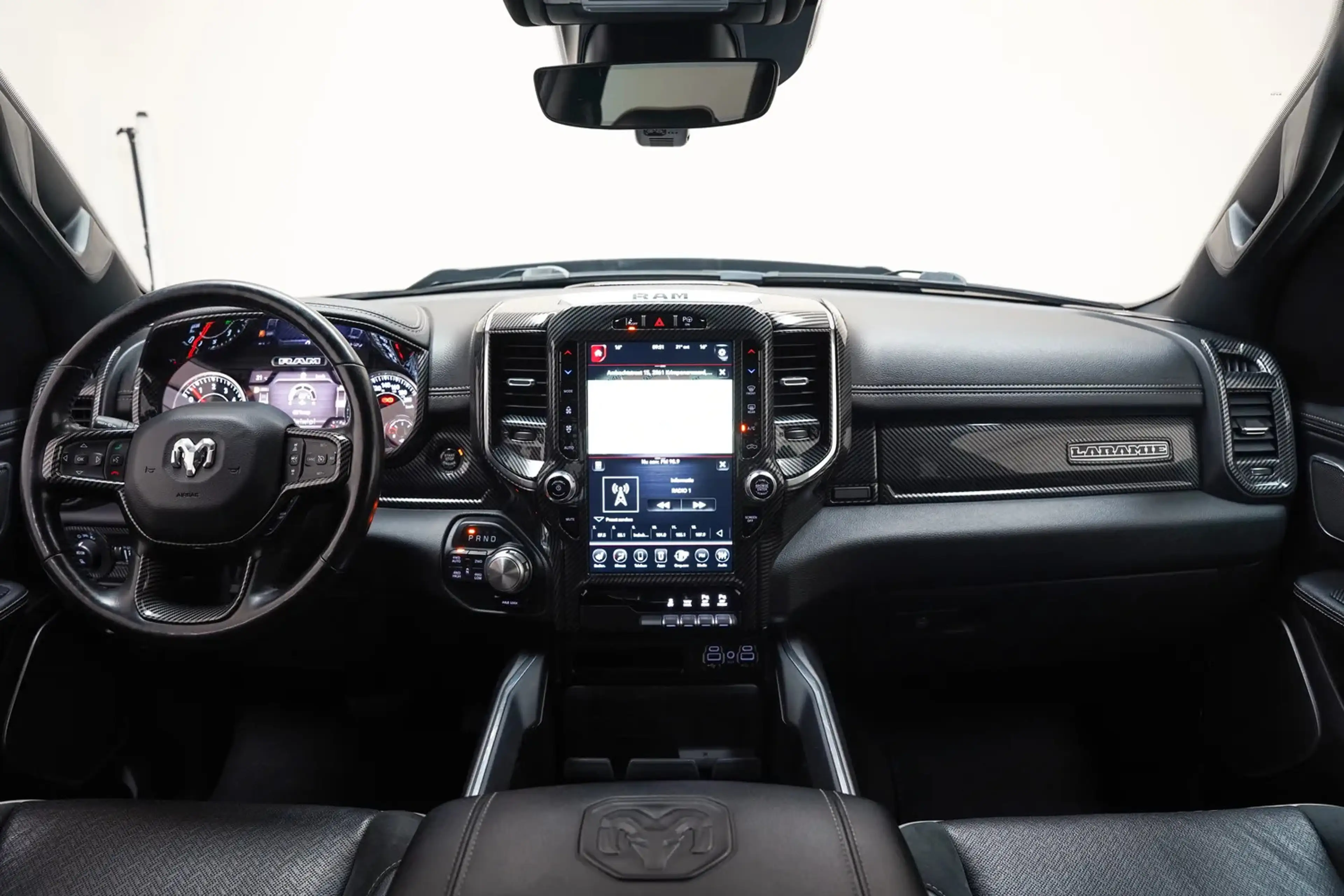 Dodge RAM 1500 5.7 V8 4x4 Crew Cab Laramie [ Panorama Leder — photo 4