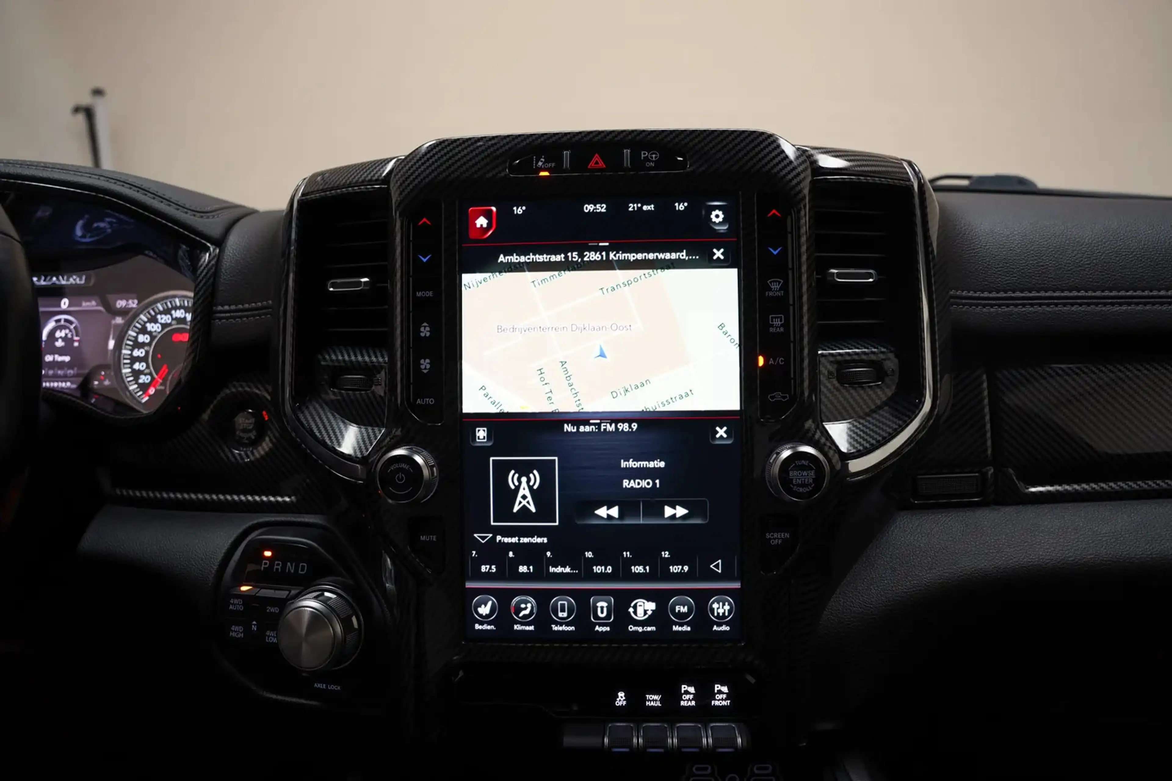 Dodge RAM 1500 5.7 V8 4x4 Crew Cab Laramie [ Panorama Leder — photo 8