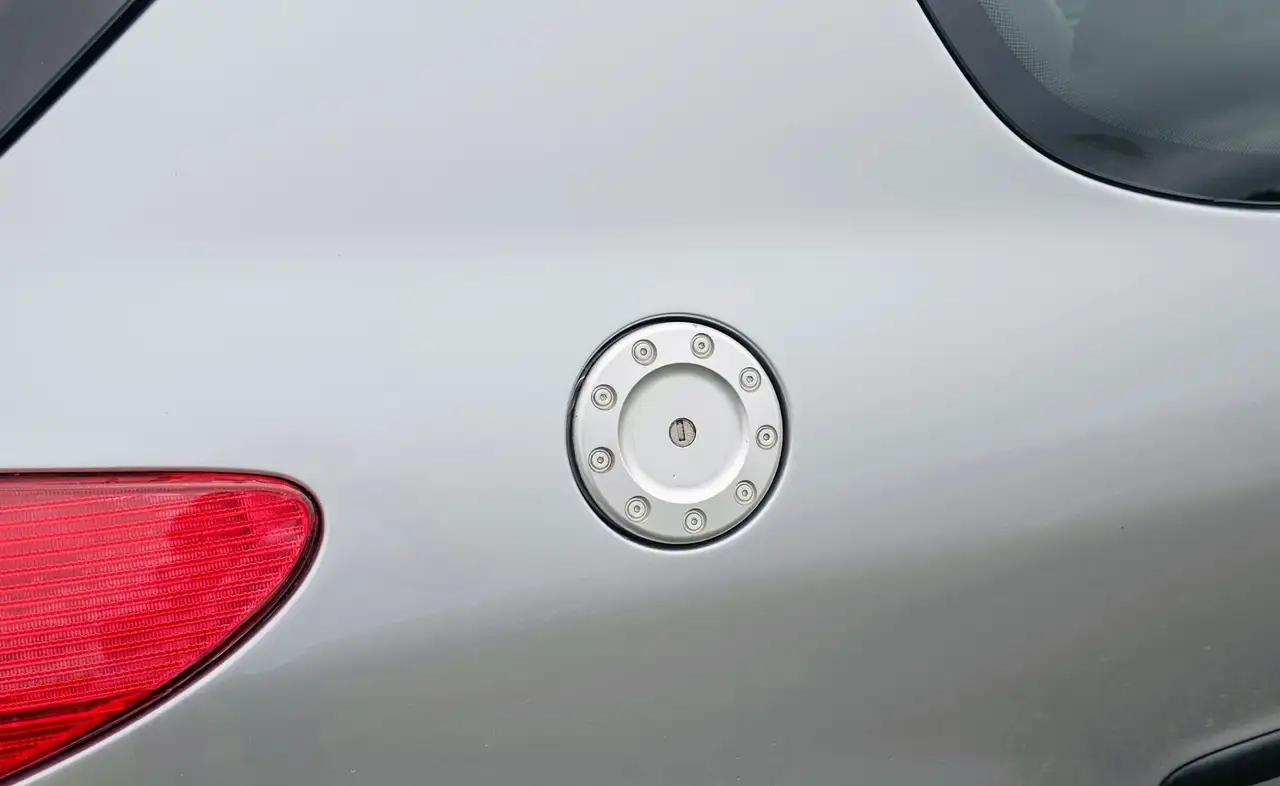Peugeot 206 Collectors Item: Peugeot 206 GTi 2.0 16V – 105k km, foto 8