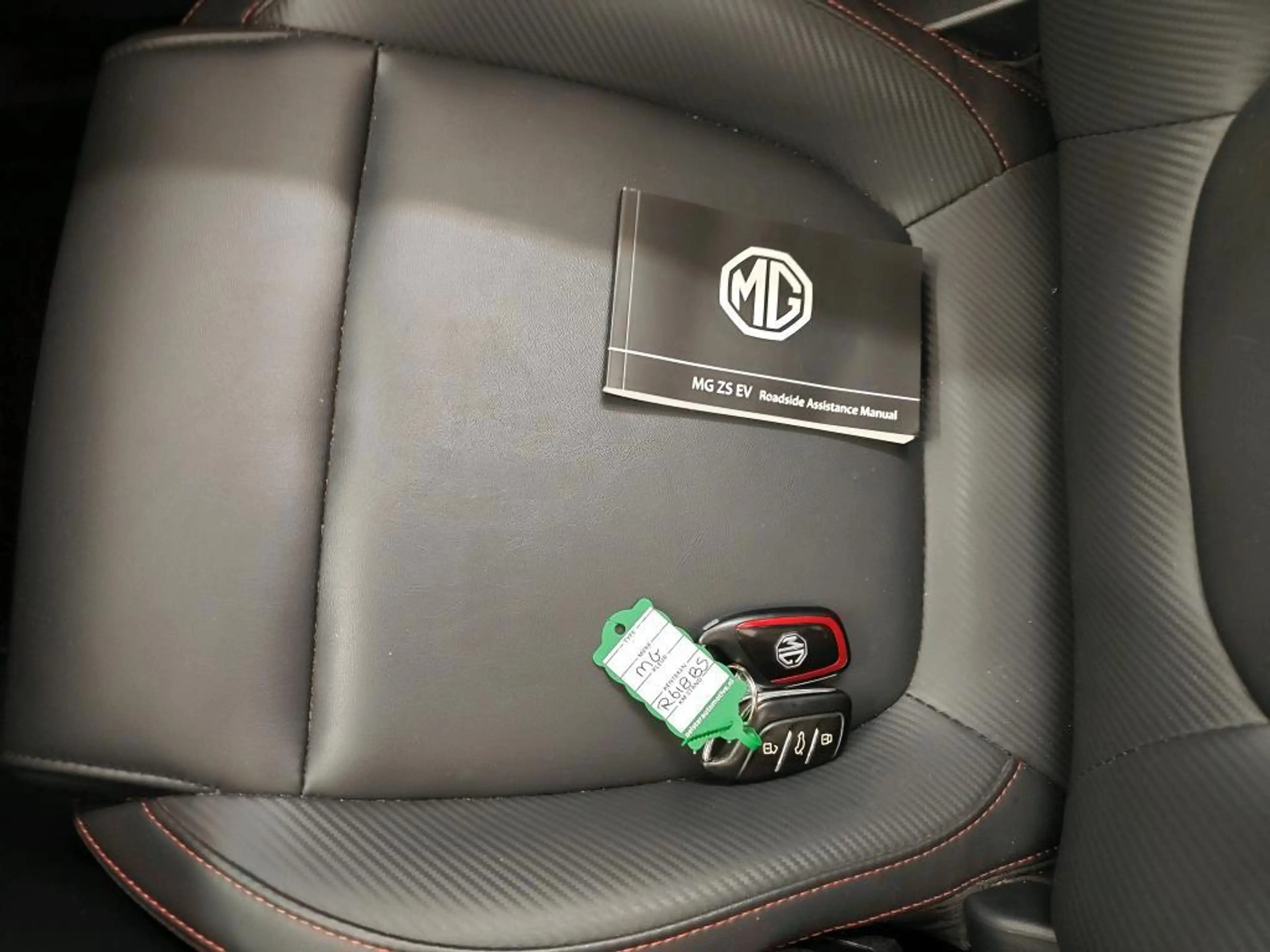 MG ZS MG EV EV Standard Range Luxury 50 kWh PANO SOH 91% — photo 5