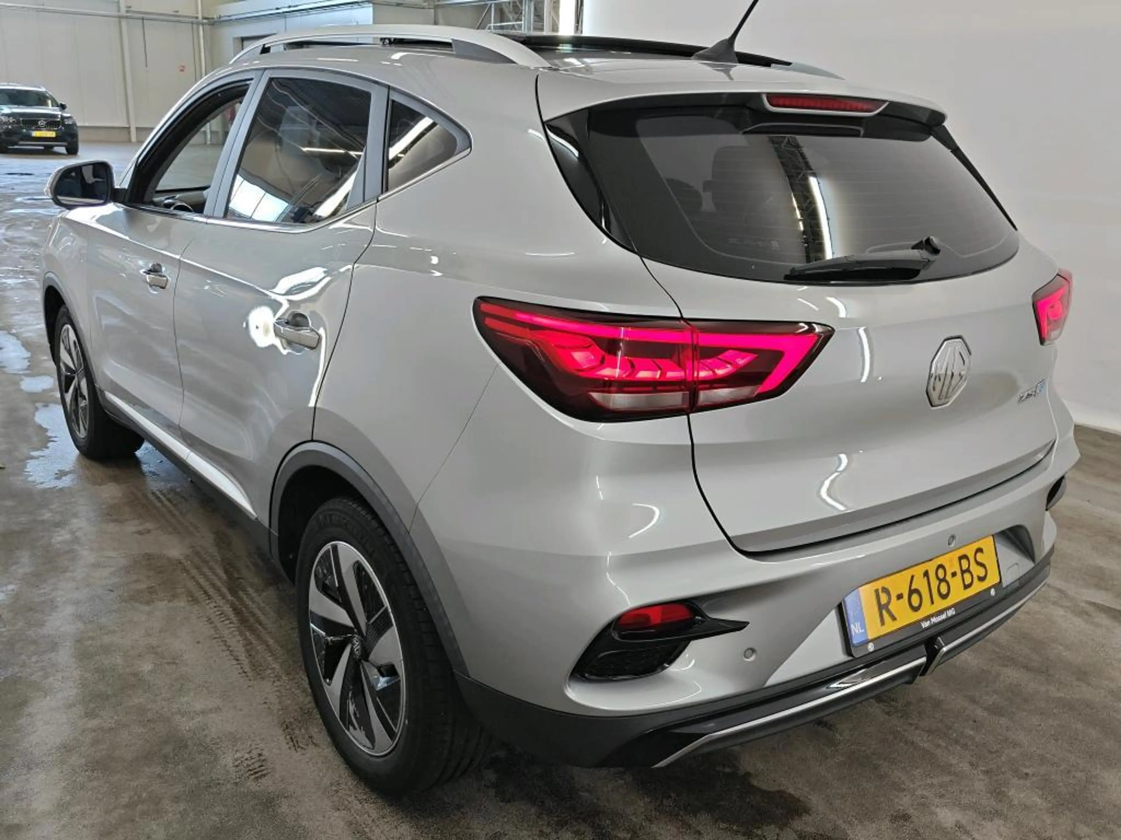 MG ZS MG EV EV Standard Range Luxury 50 kWh PANO SOH 91% — photo 15