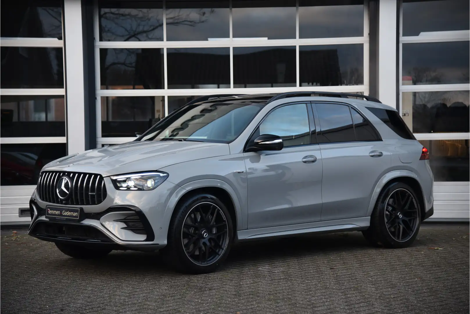 Mercedes-Benz GLE 53 AMG 4MATIC+ Grijs - 2