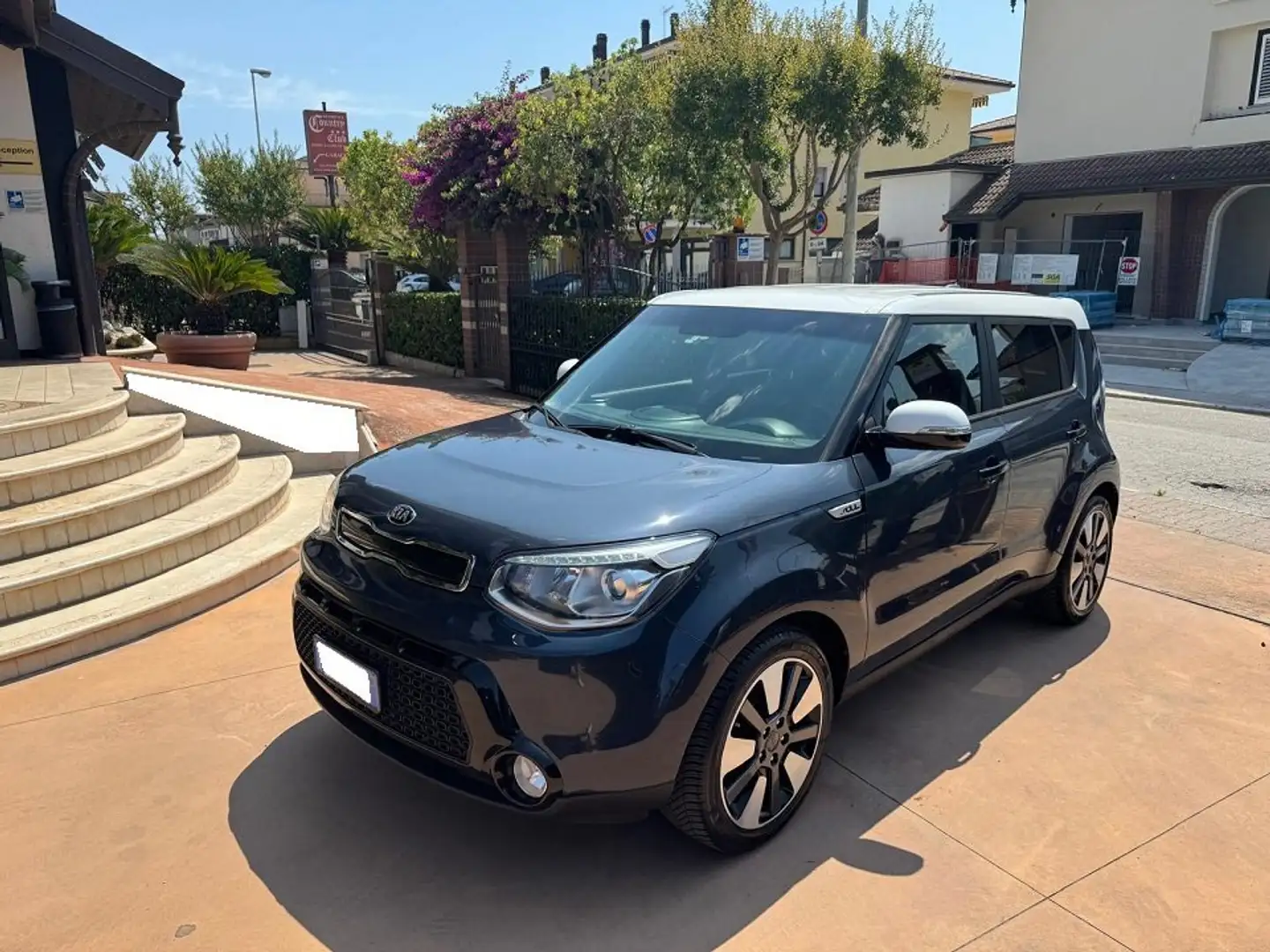 Kia Soul 1.6 crdi 16v Your 136cv auto 7m TOP DI GAMMA Blu/Azzurro - 1