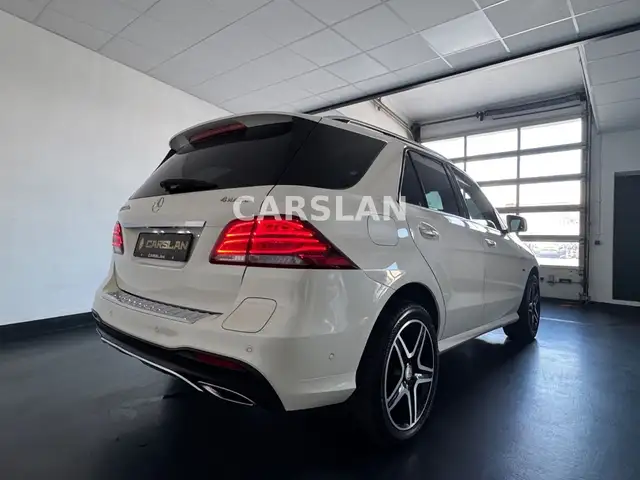 Mercedes-Benz Gle view 15