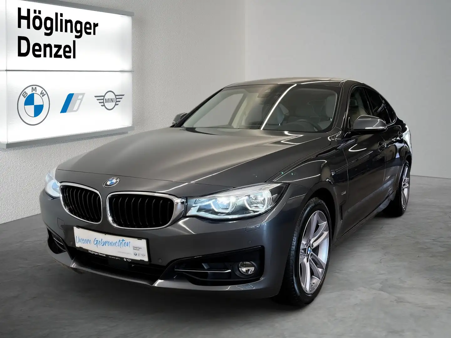 BMW 320 i xDrive Grau - 1