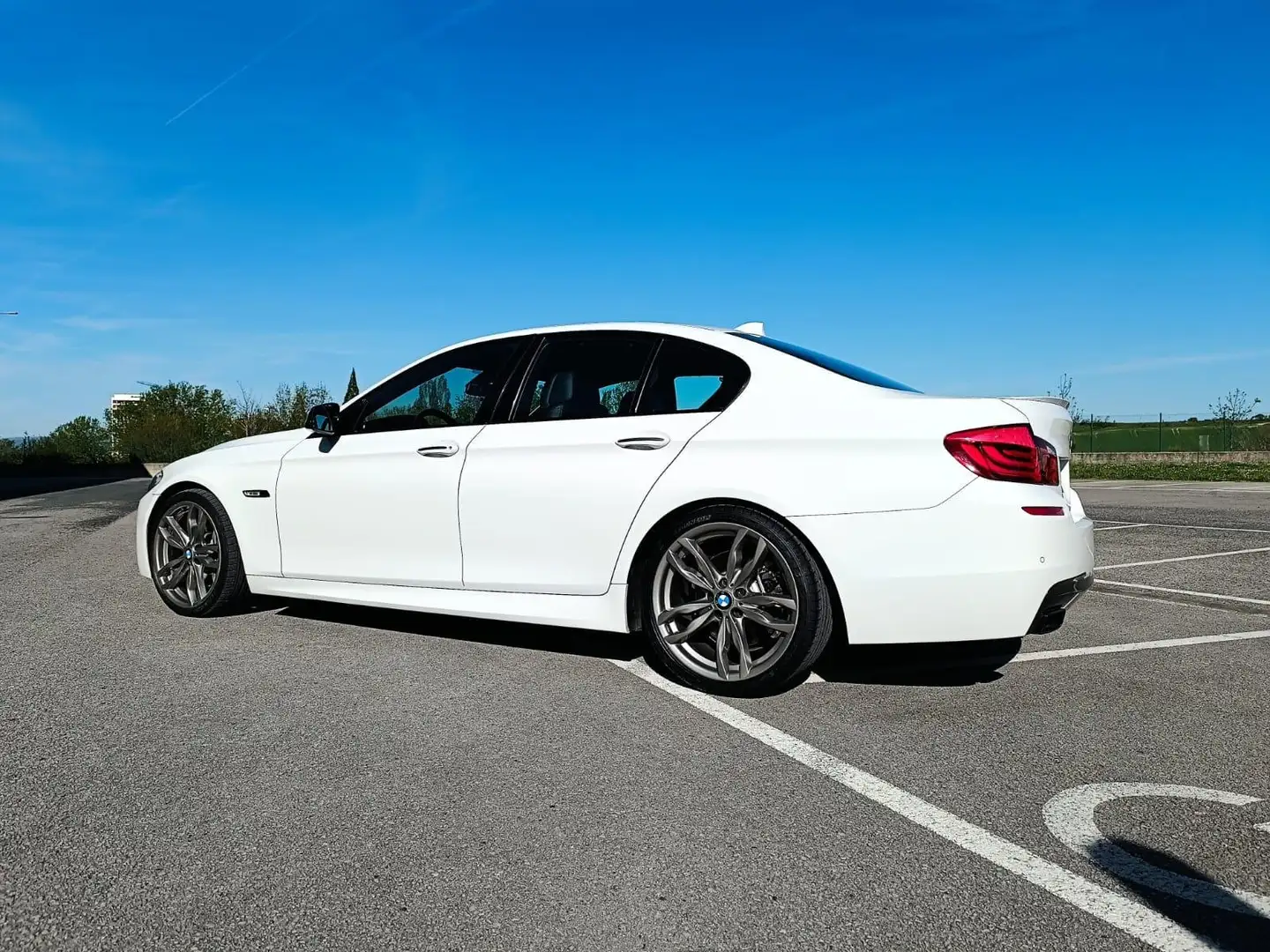 BMW M550 Blanco - 1
