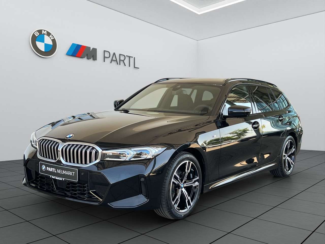 BMW 320 — BMW 320 d Touring M-Sport adapLED ACC 360° Keyless
