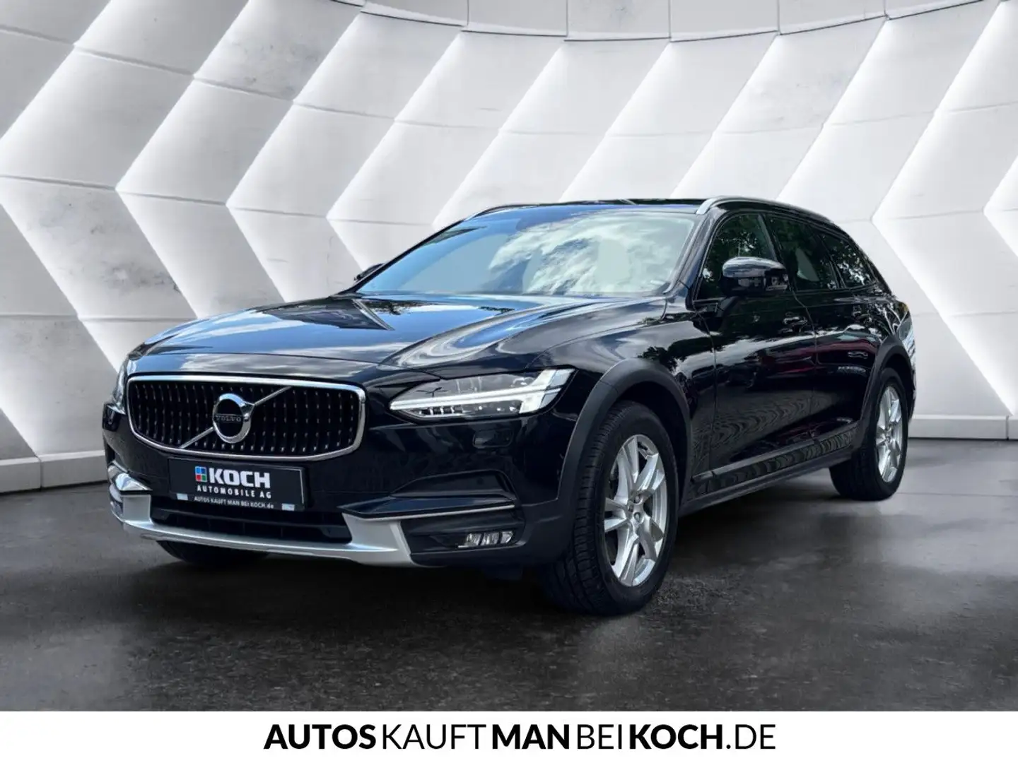 Volvo V90 Cross Country V90 CC D4 AWD FamilienP+AHZV+Kamera+Voll-LED Navi Schwarz - 2