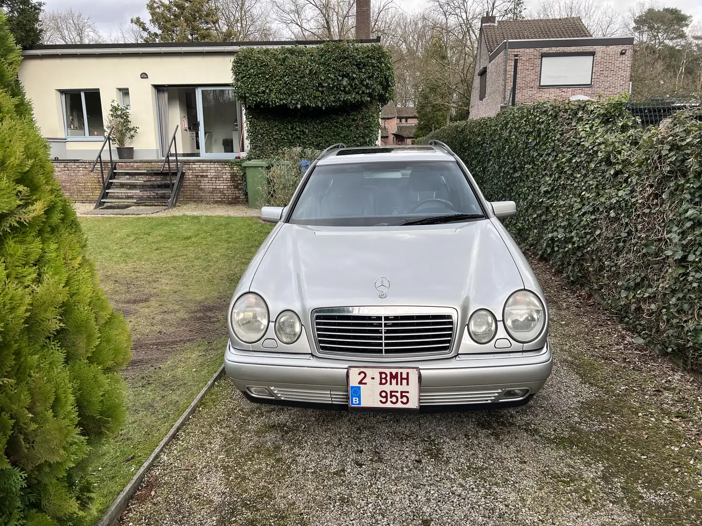 Mercedes-Benz E 320 T 4-Matic Avantgarde - 2