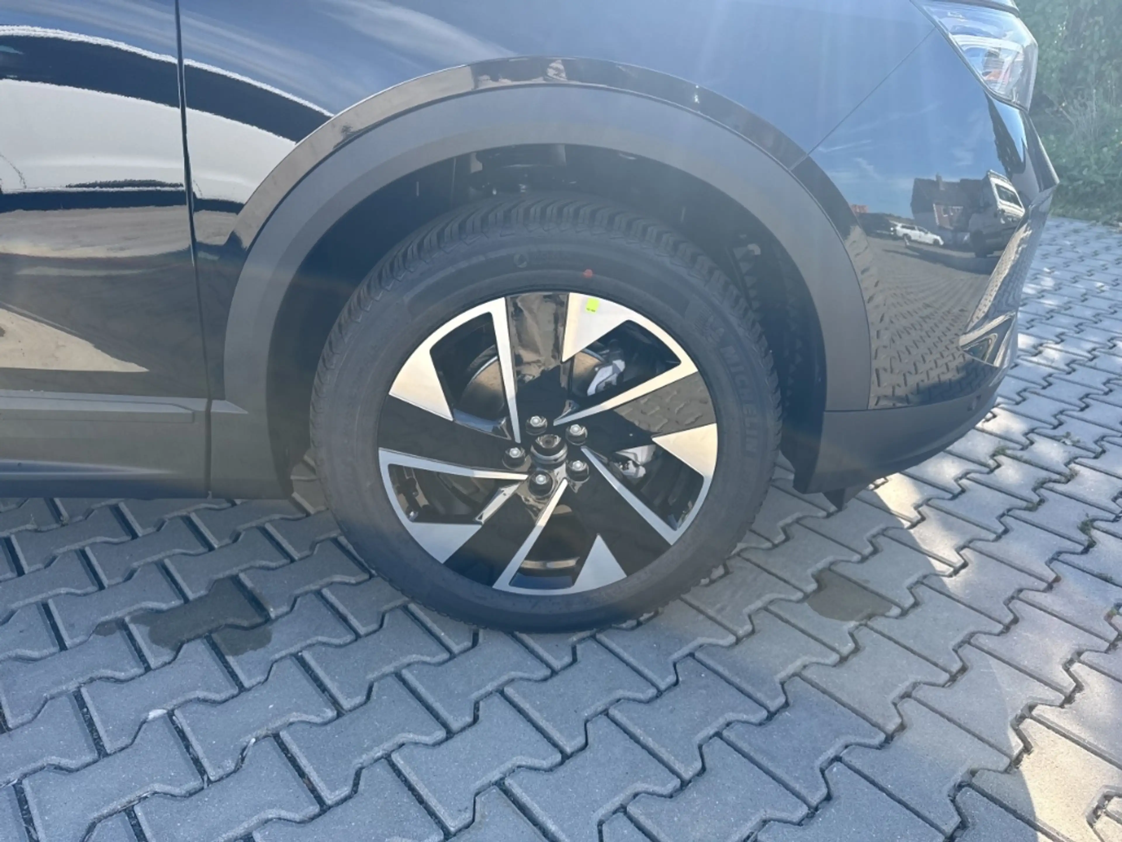 Opel Grandland Edition 48V Mild Hybrid LED Allwetterreifen Rückfa — photo 11