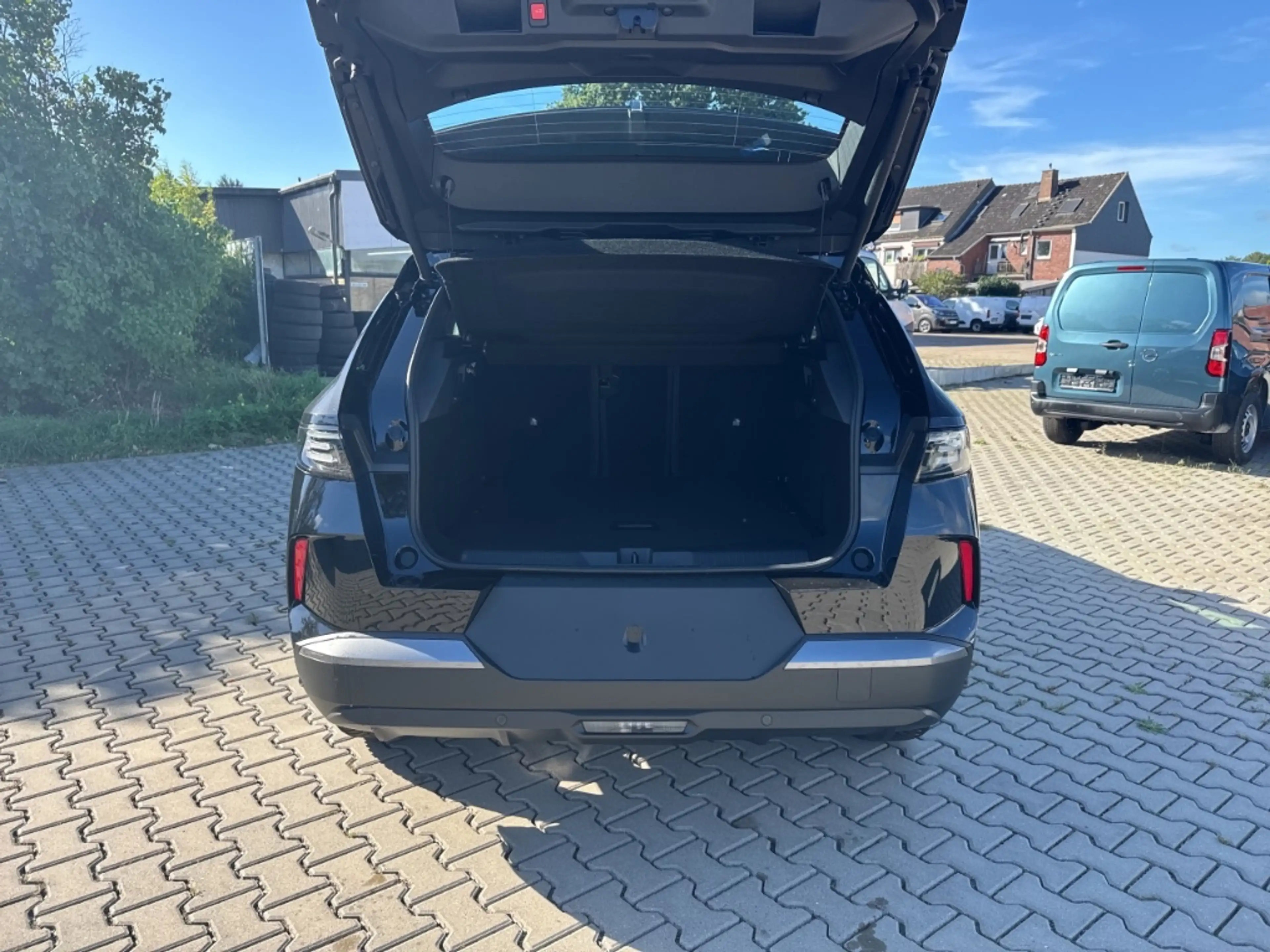 Opel Grandland Edition 48V Mild Hybrid LED Allwetterreifen Rückfa — photo 6